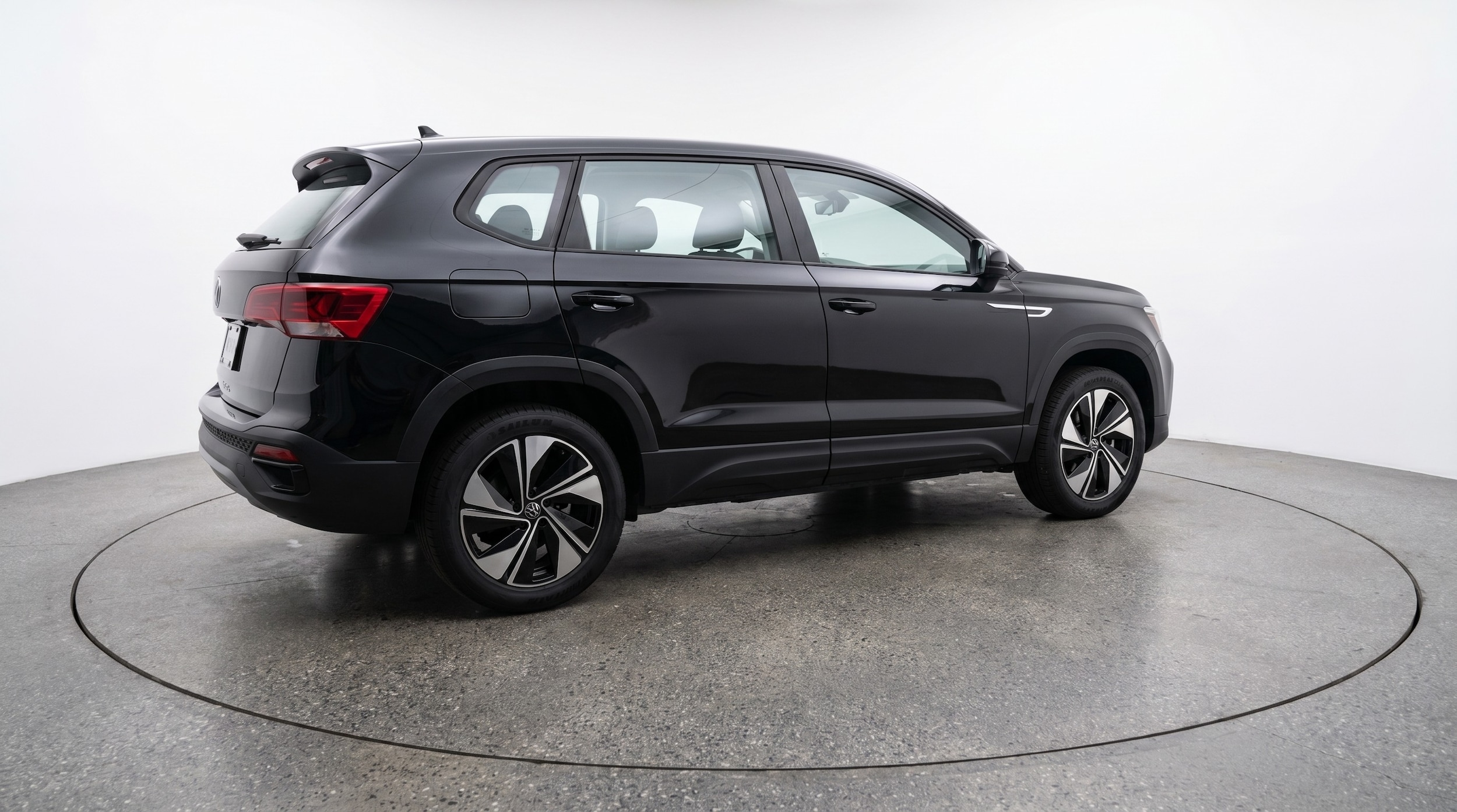 Thumbnail: 2025 Volkswagen Taos - 7