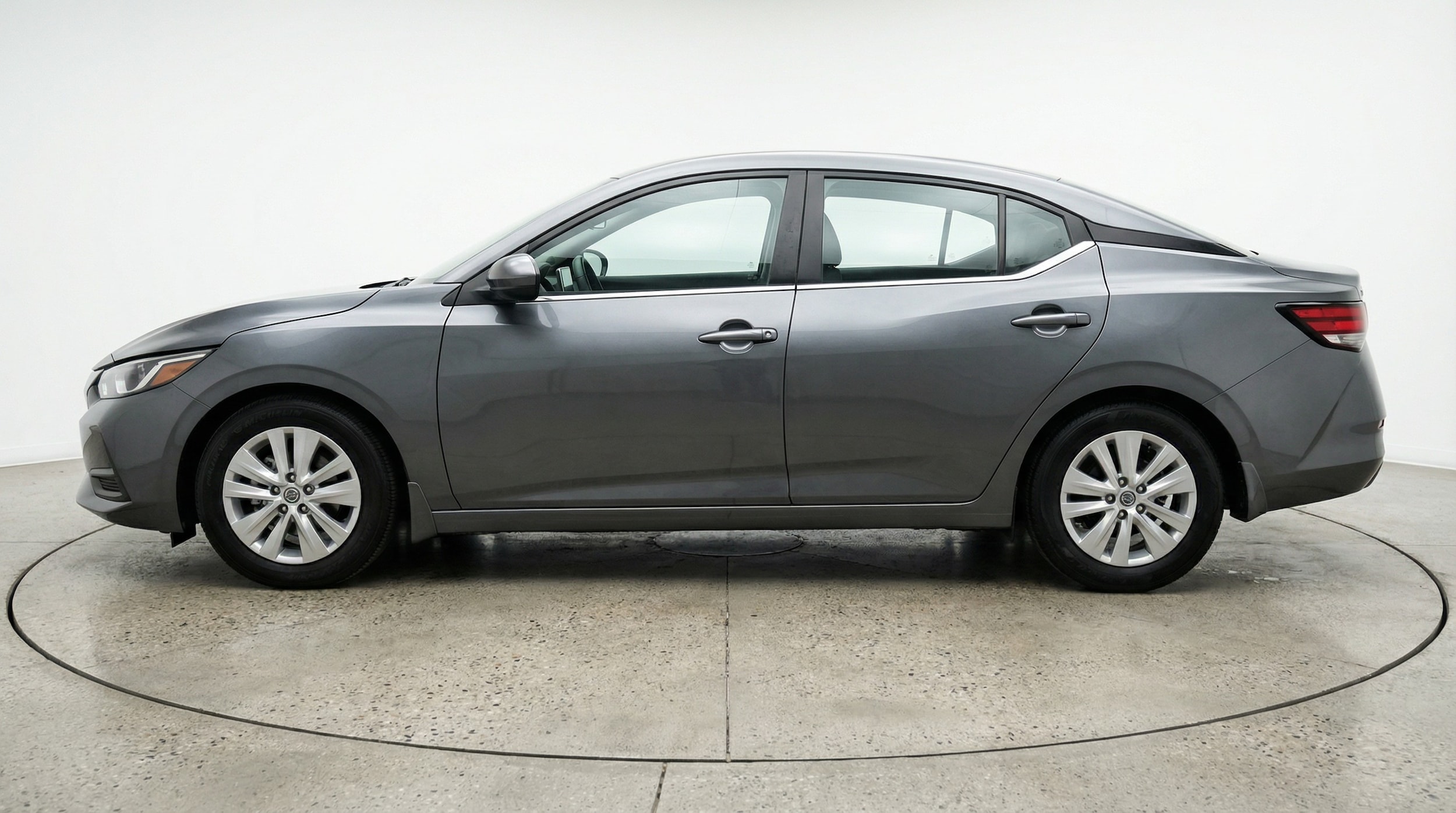 Thumbnail: 2025 Nissan Sentra - 4