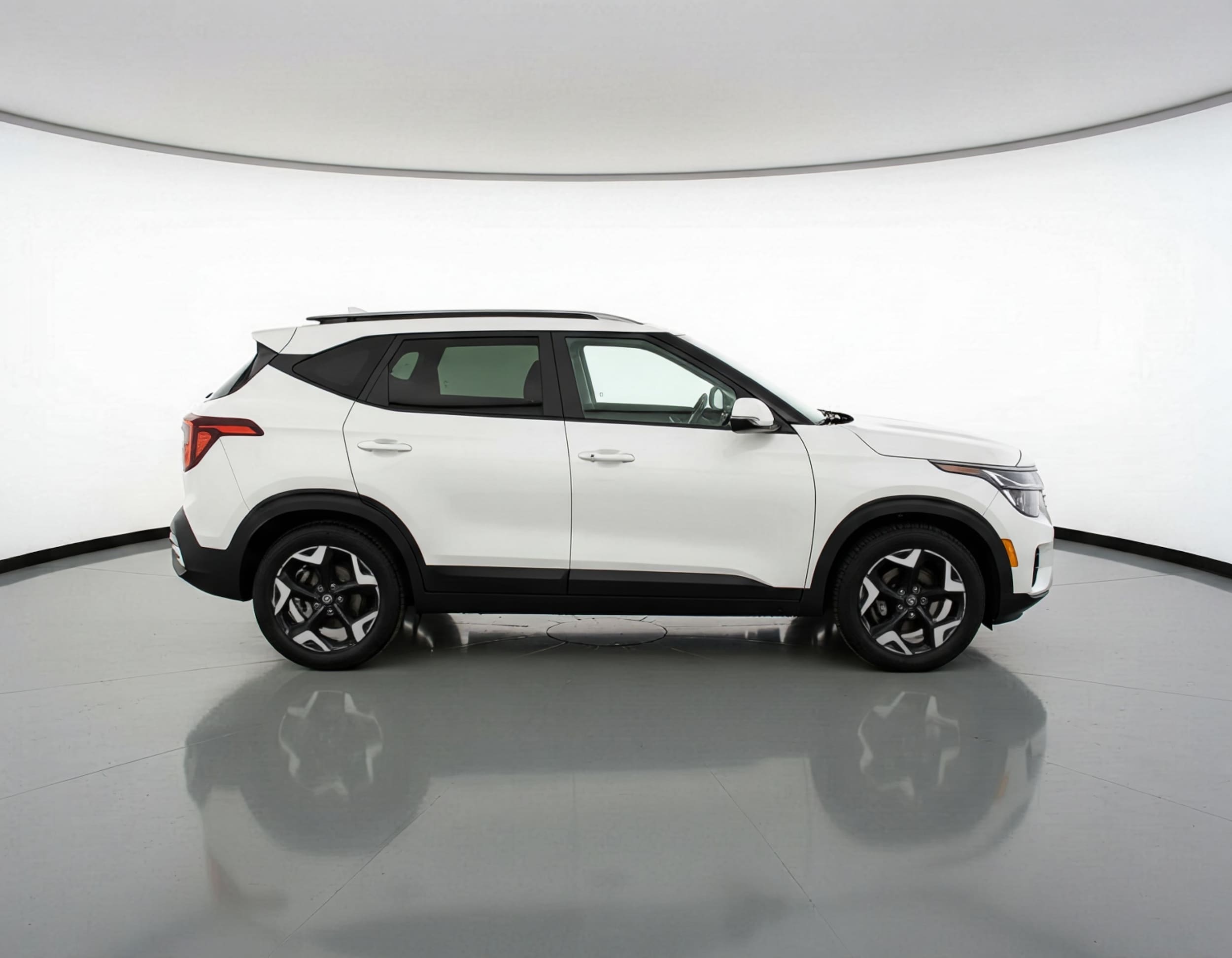 Thumbnail: 2025 Kia Seltos - 8