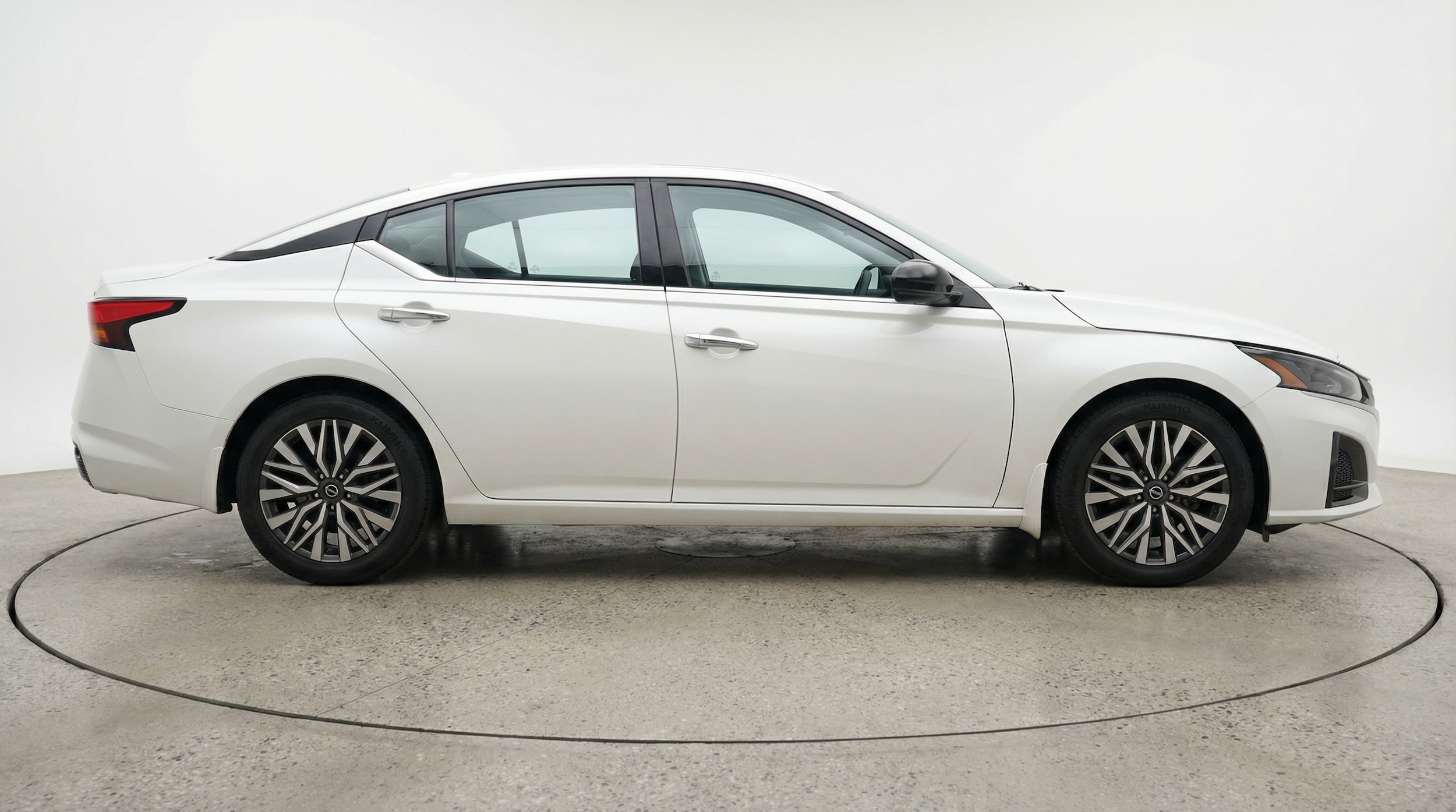 Thumbnail: 2025 Nissan Altima - 8