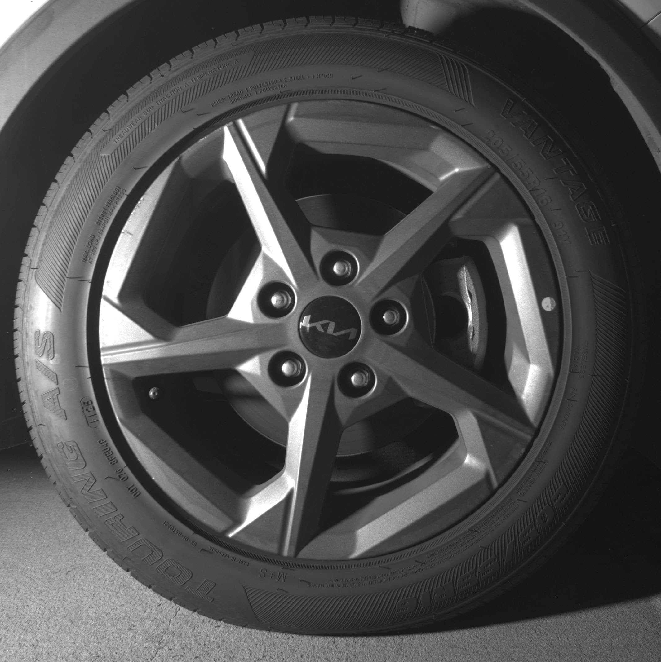 Thumbnail: 2025 Kia K4 - 10