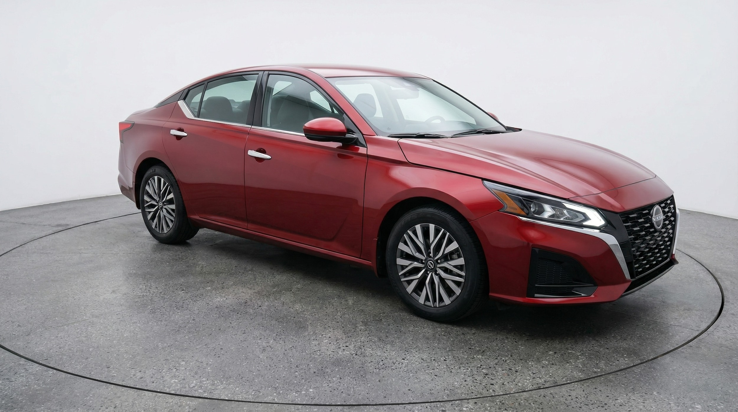 Thumbnail: 2025 Nissan Altima - 1