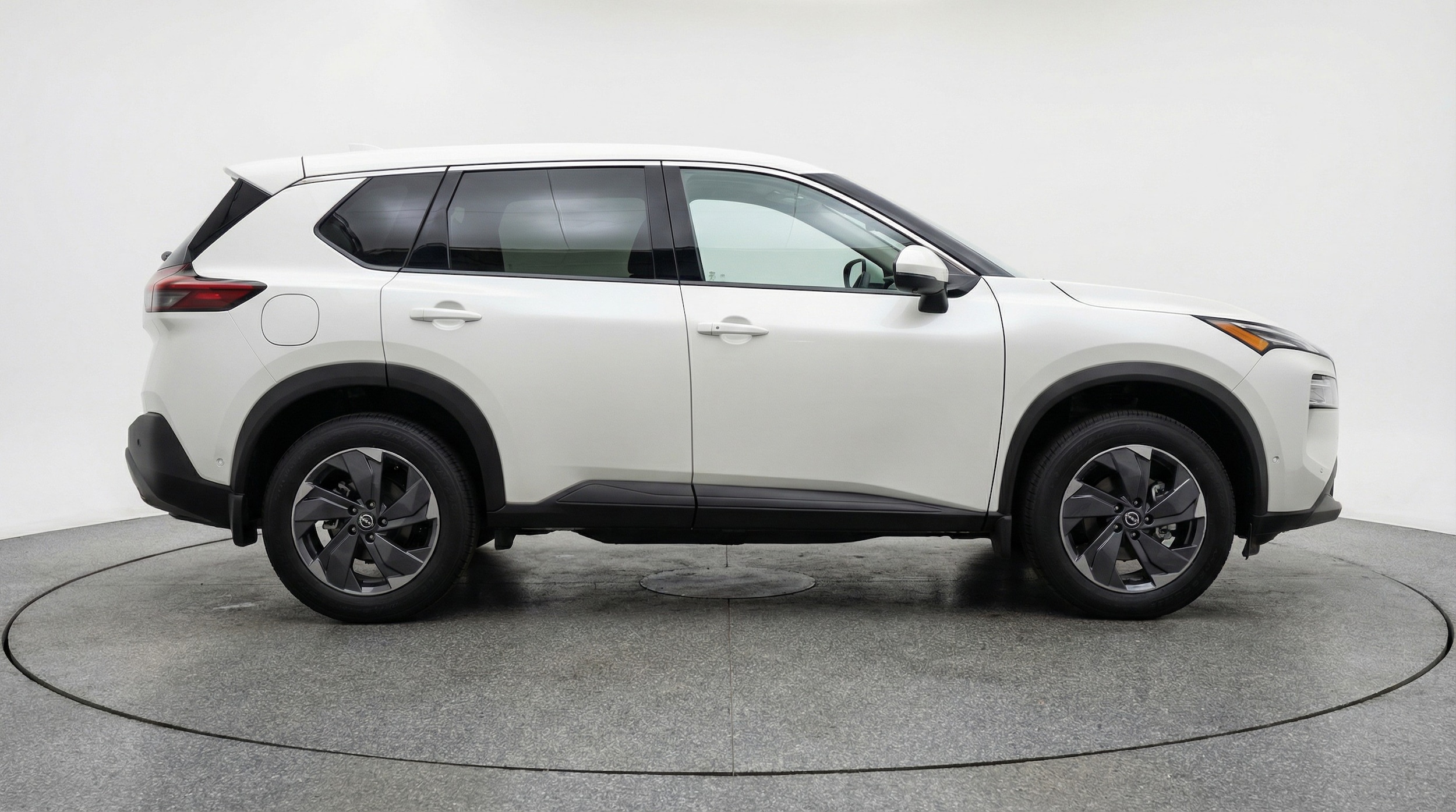 Thumbnail: 2025 Nissan Rogue - 8