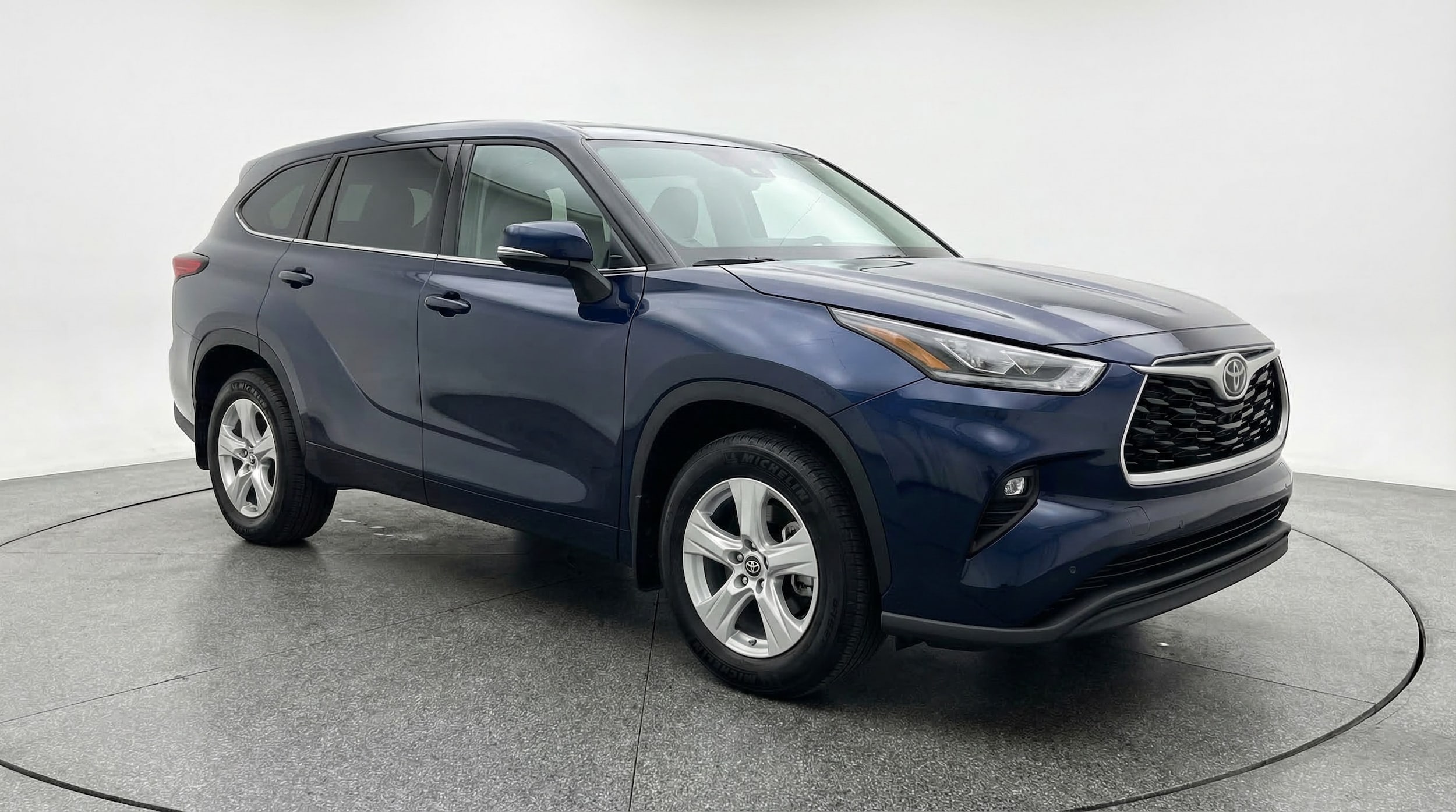 Thumbnail: 2025 Toyota Highlander - 1