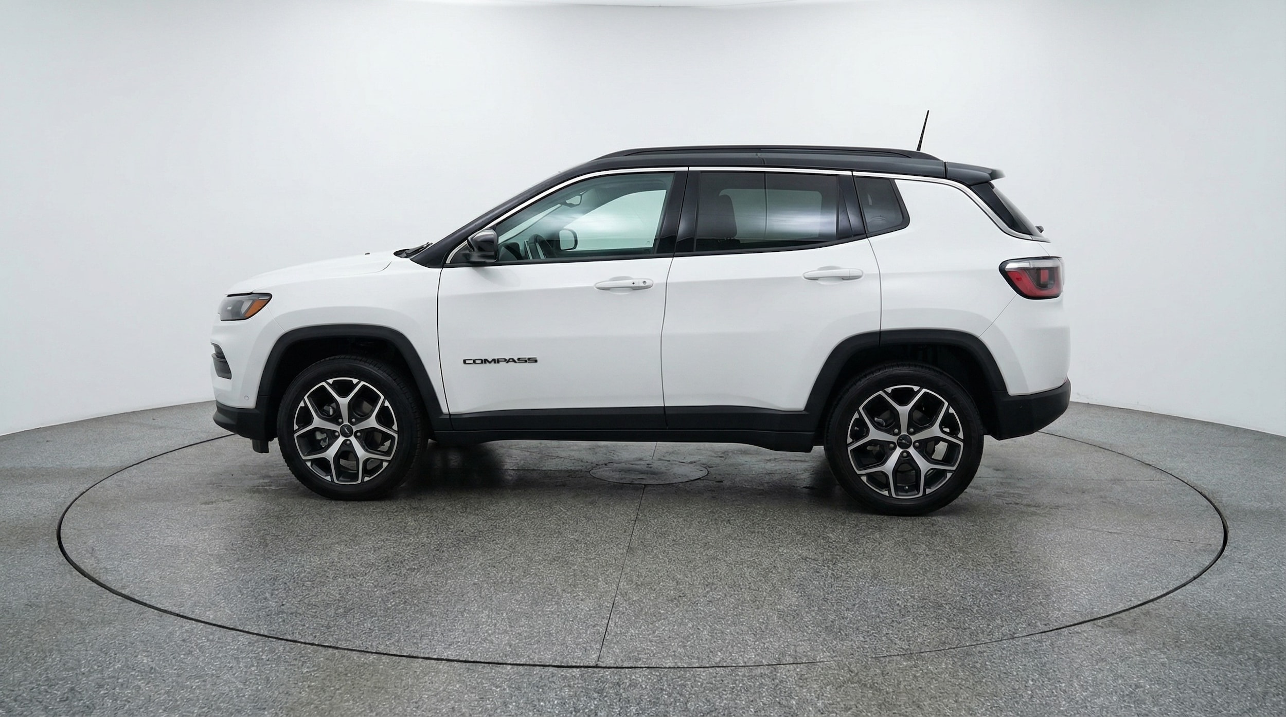 Thumbnail: 2025 Jeep Compass - 4