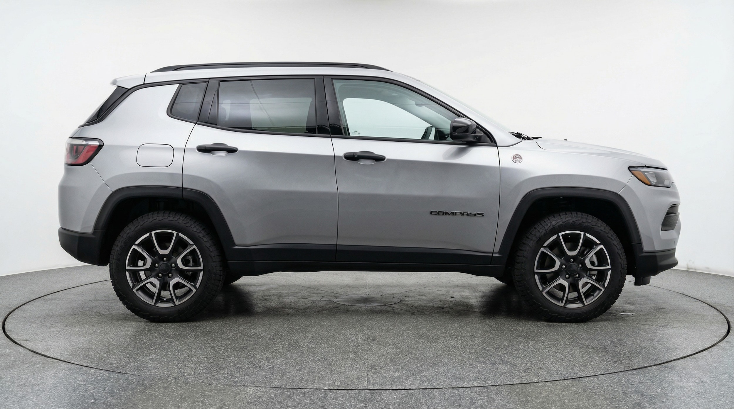 Thumbnail: 2025 Jeep Compass - 8