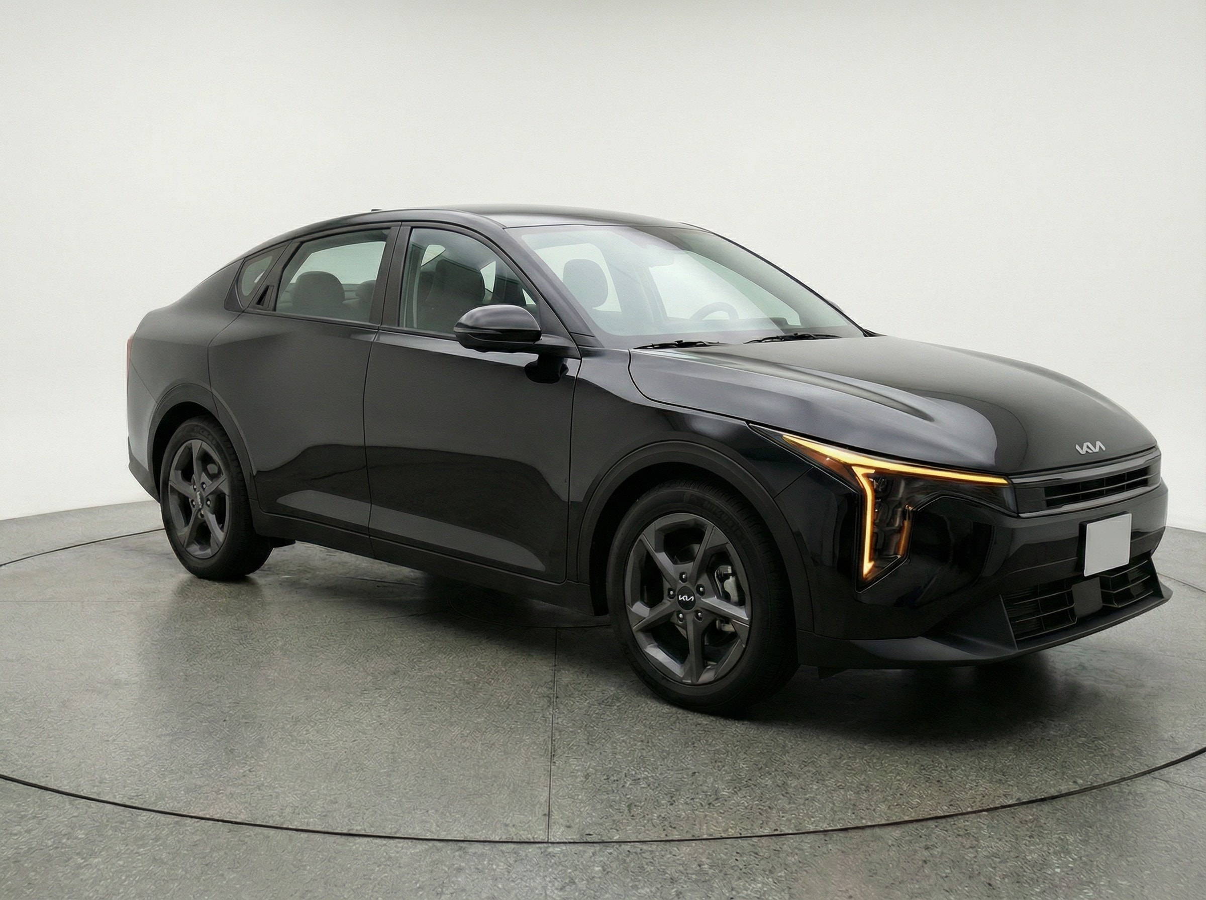 Thumbnail: 2025 Kia K4 - 1