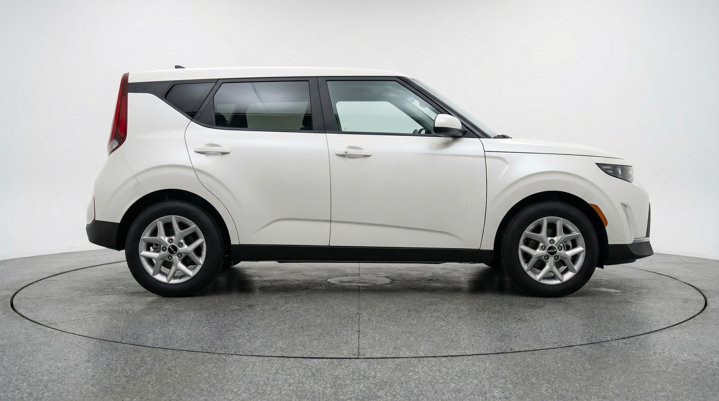 Thumbnail: 2025 Kia Soul - 8