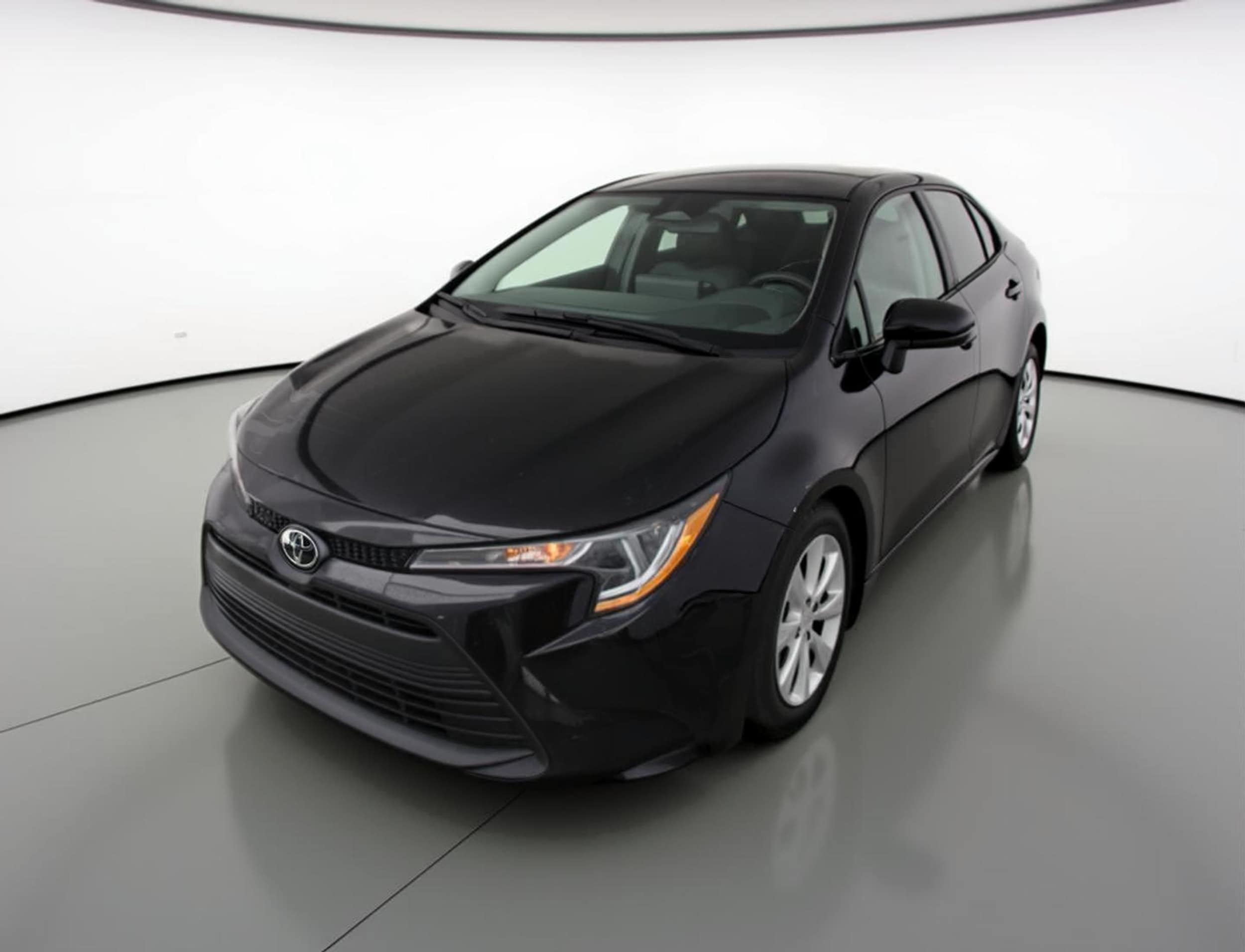 Thumbnail: 2024 Toyota Corolla - 3