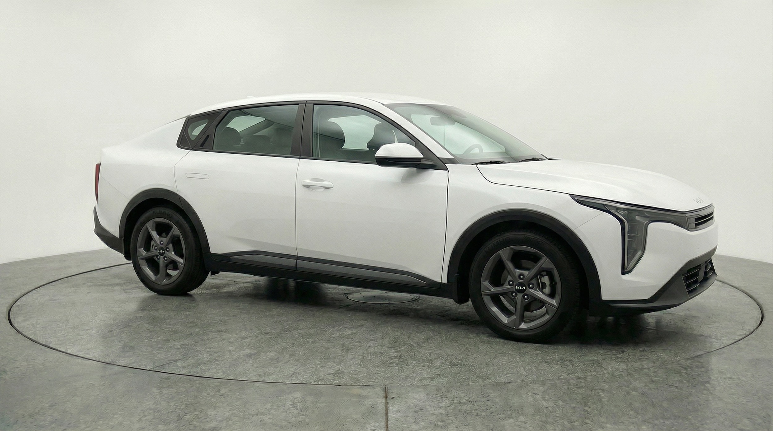 Thumbnail: 2025 Kia K4 - 1