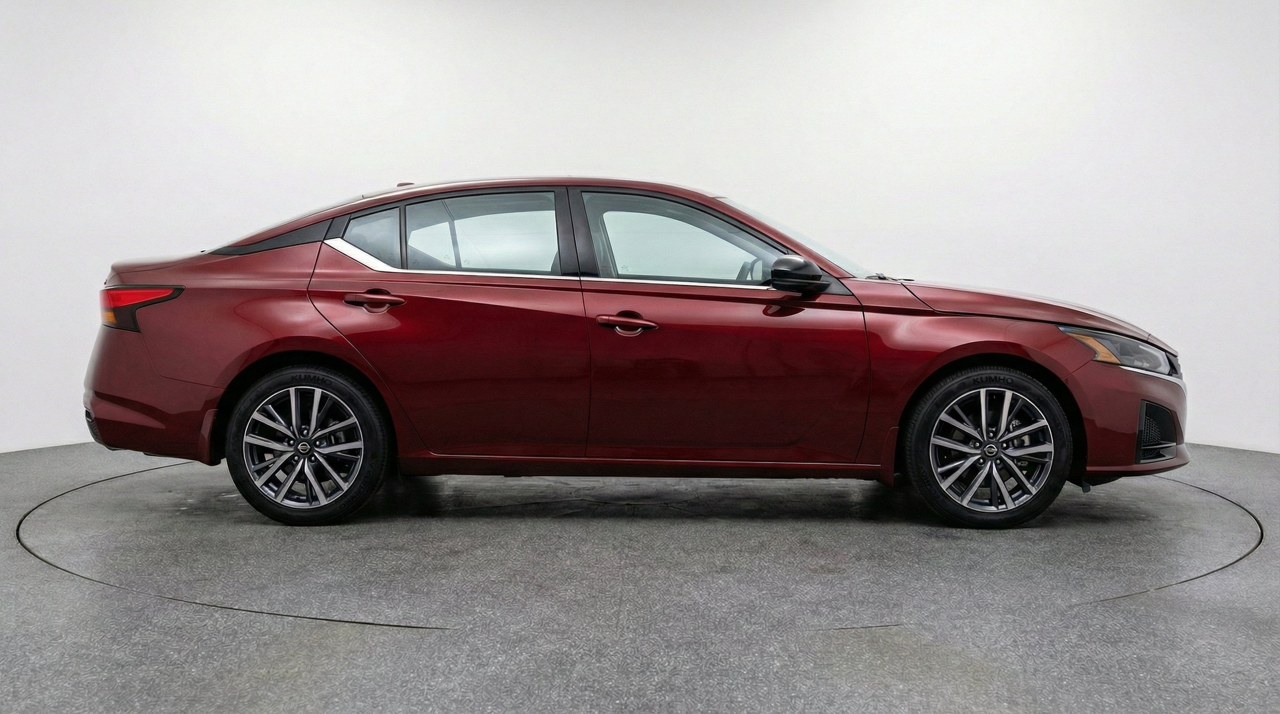 Thumbnail: 2025 Nissan Altima - 11