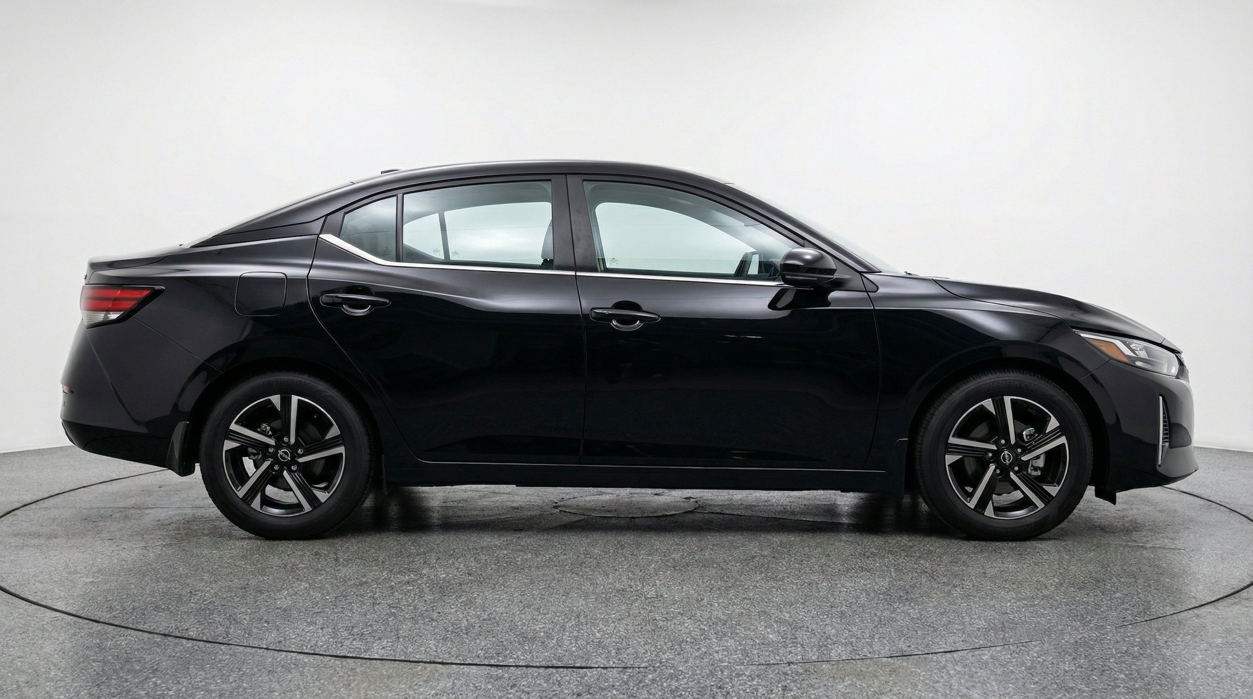 Thumbnail: 2025 Nissan Sentra - 11