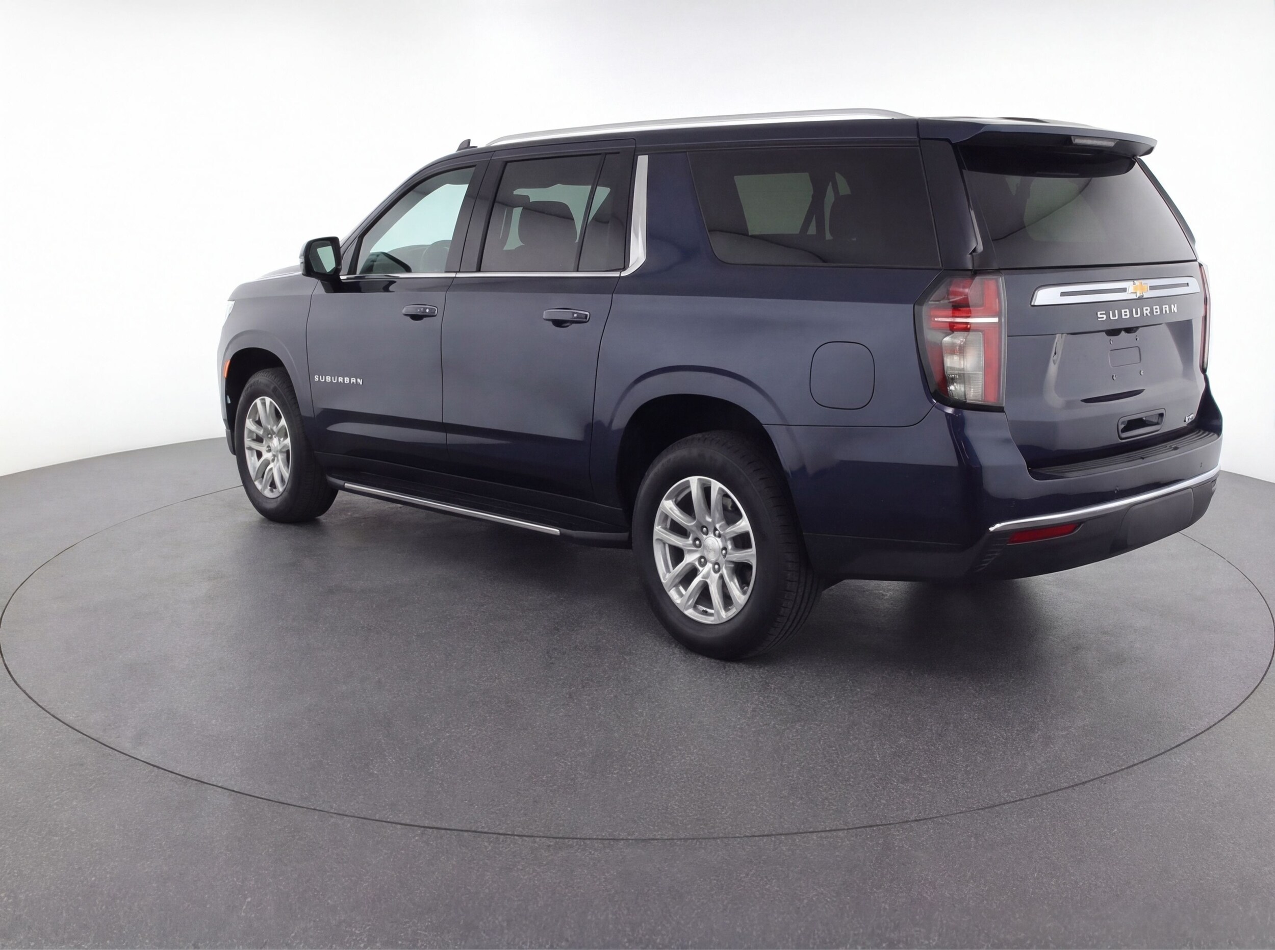 Thumbnail: 2024 Chevrolet Suburban - 5