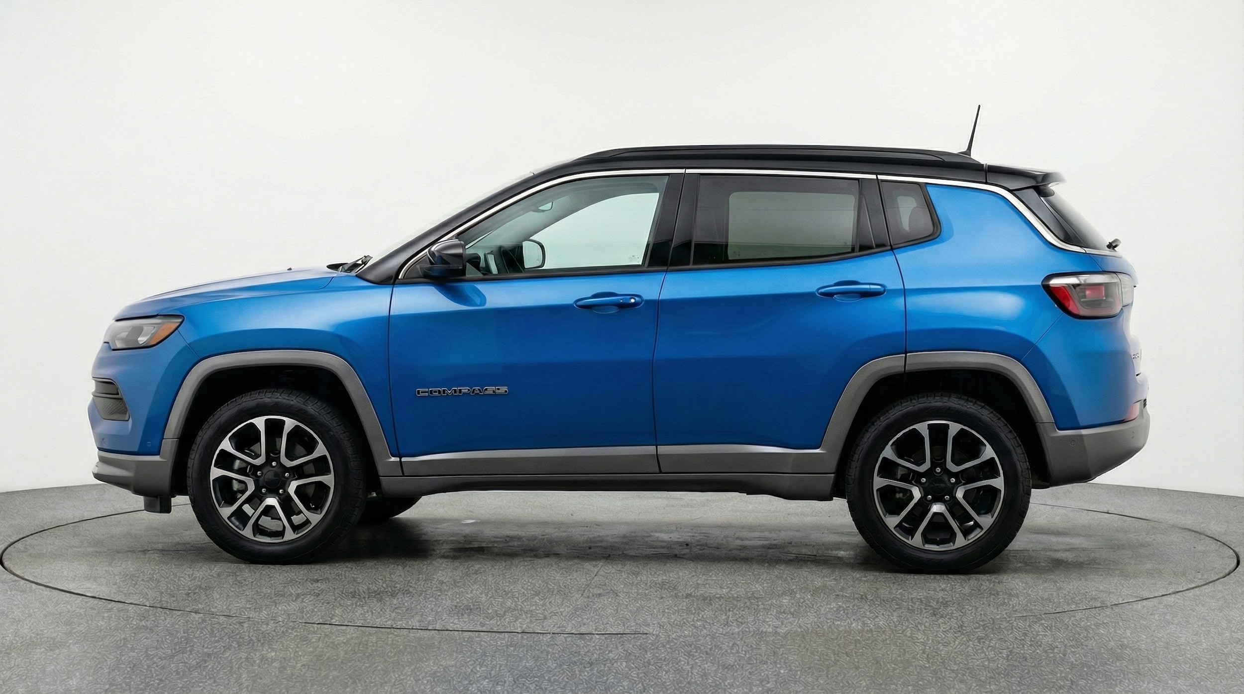 Thumbnail: 2025 Jeep Compass - 4