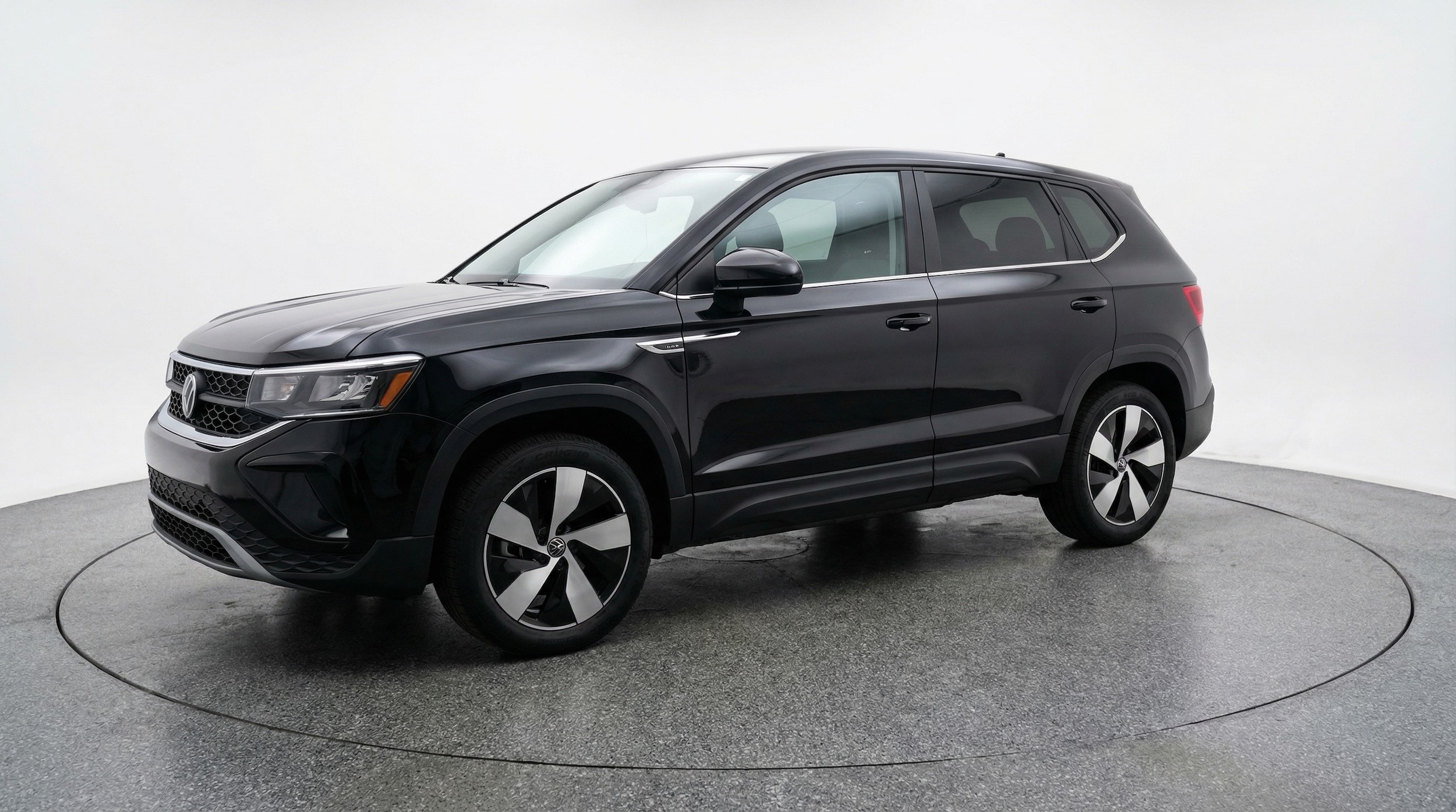 Thumbnail: 2025 Volkswagen Taos - 3