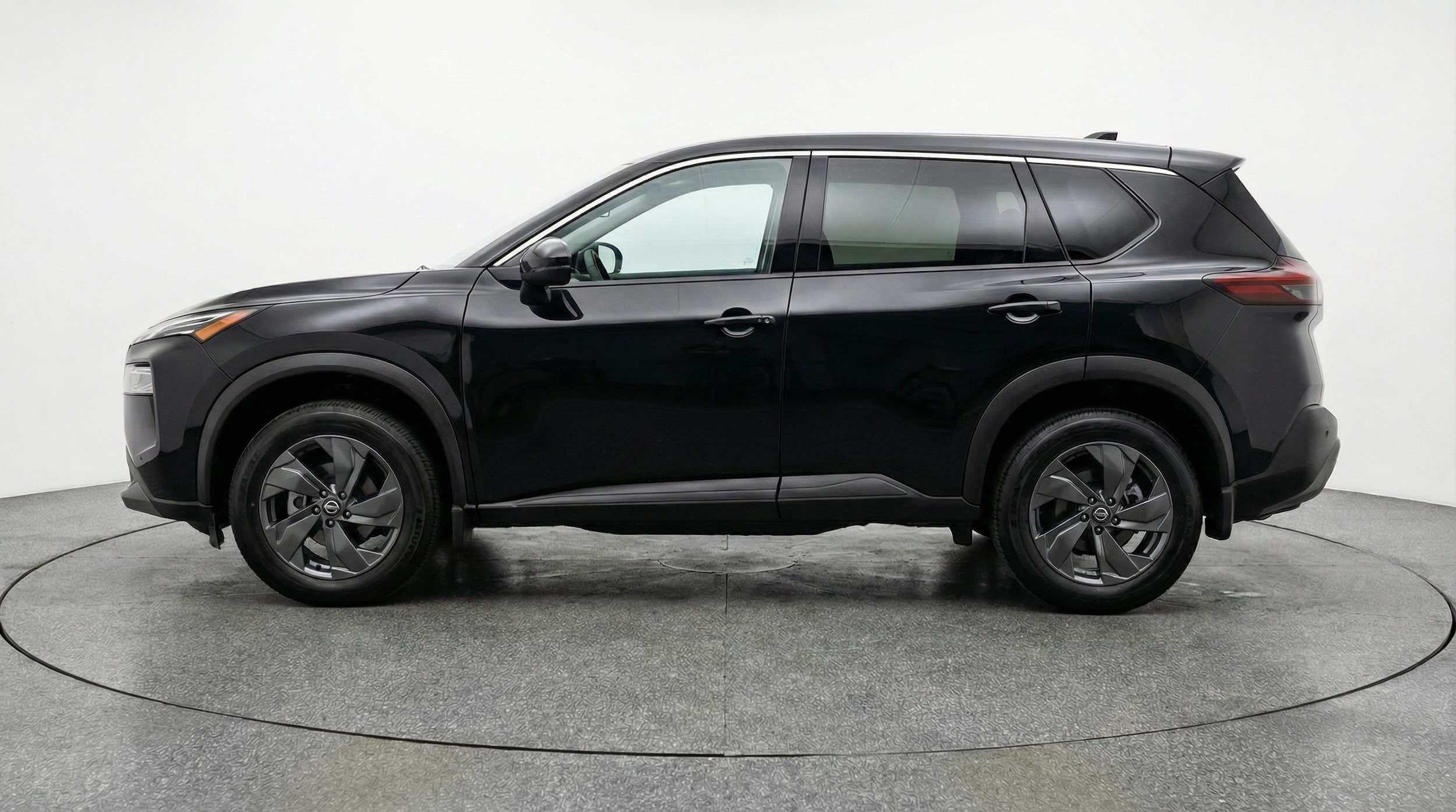 Thumbnail: 2025 Nissan Rogue - 4