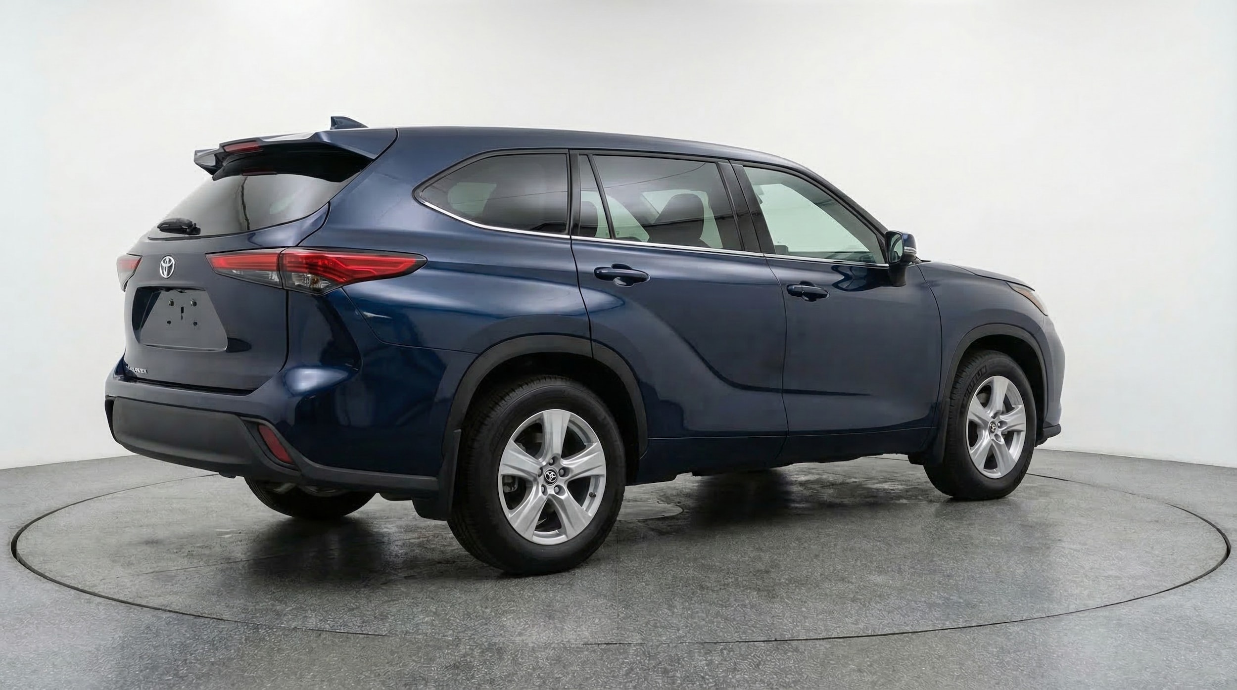 Thumbnail: 2025 Toyota Highlander - 7