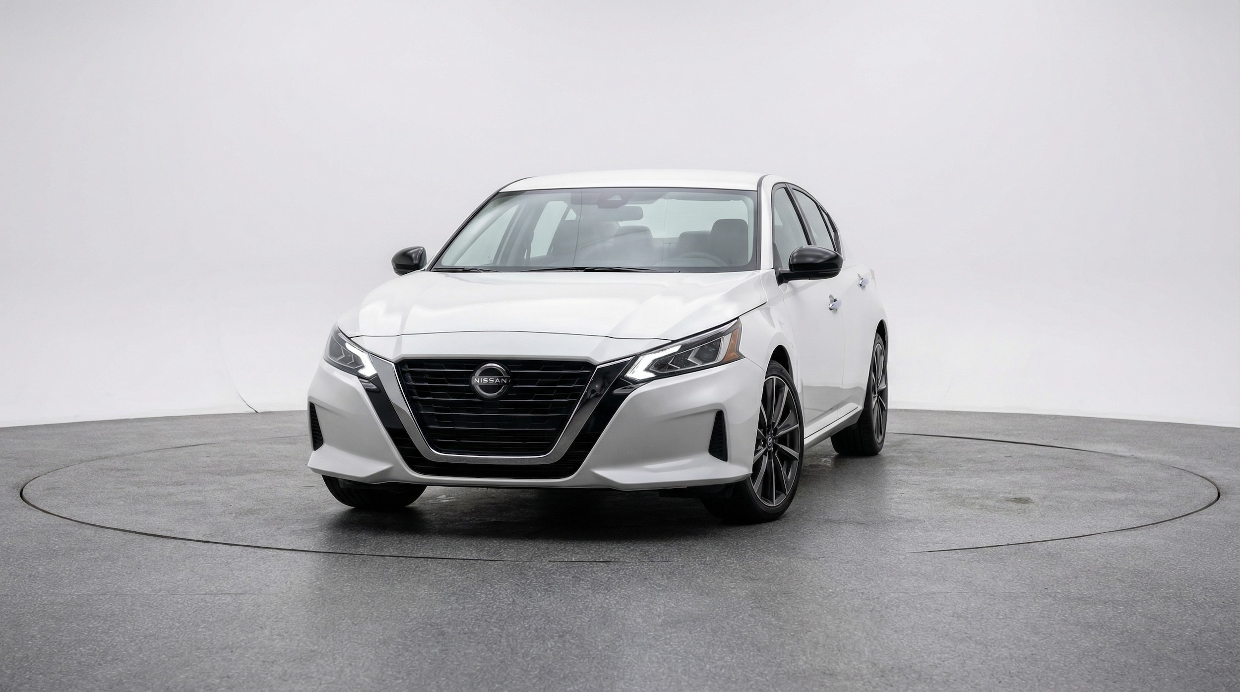 Thumbnail: 2025 Nissan Altima - 2