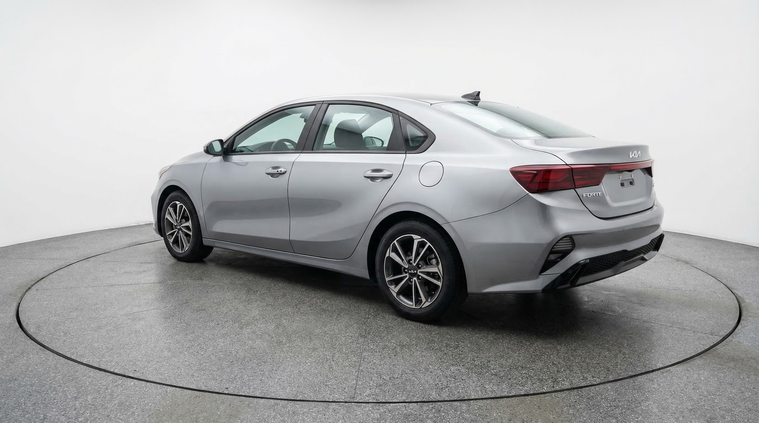 Thumbnail: 2024 Kia Forte - 5