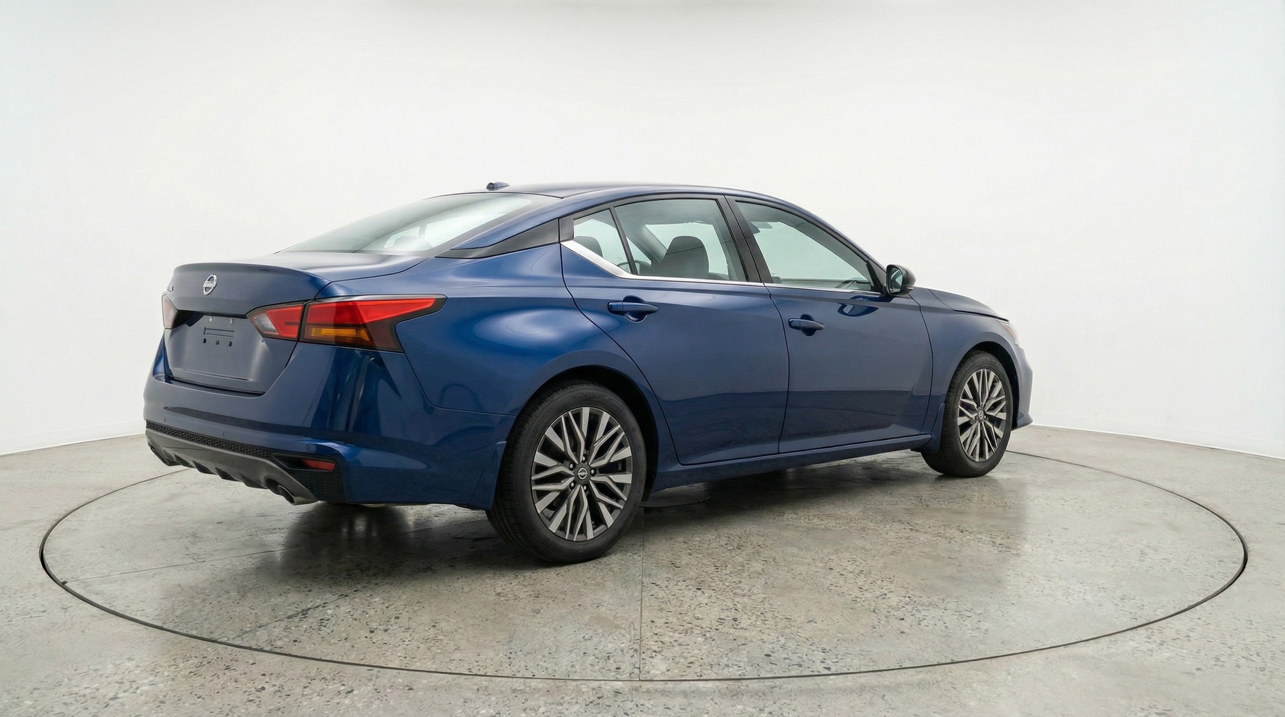 Thumbnail: 2025 Nissan Altima - 7