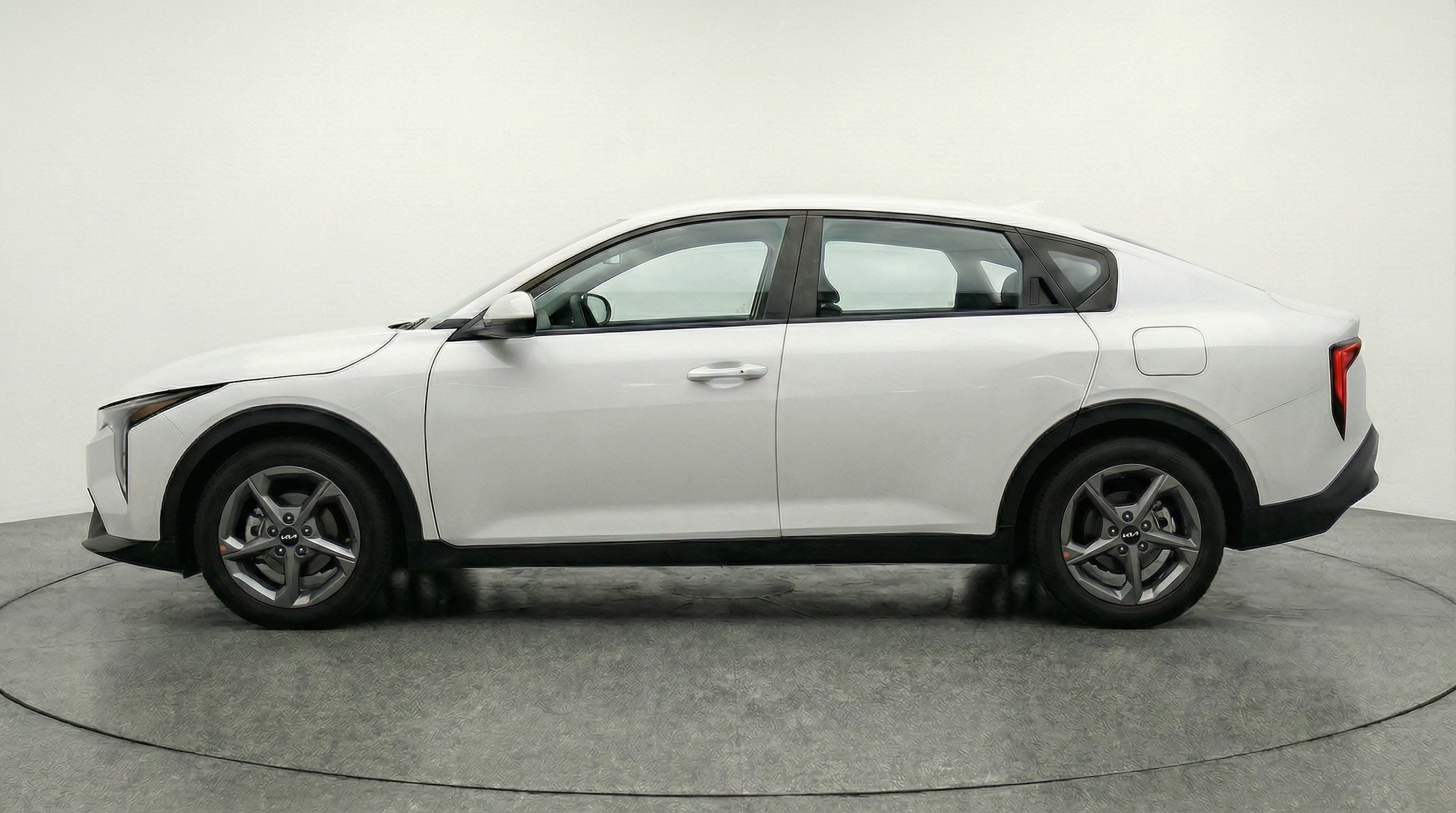 Thumbnail: 2025 Kia K4 - 4