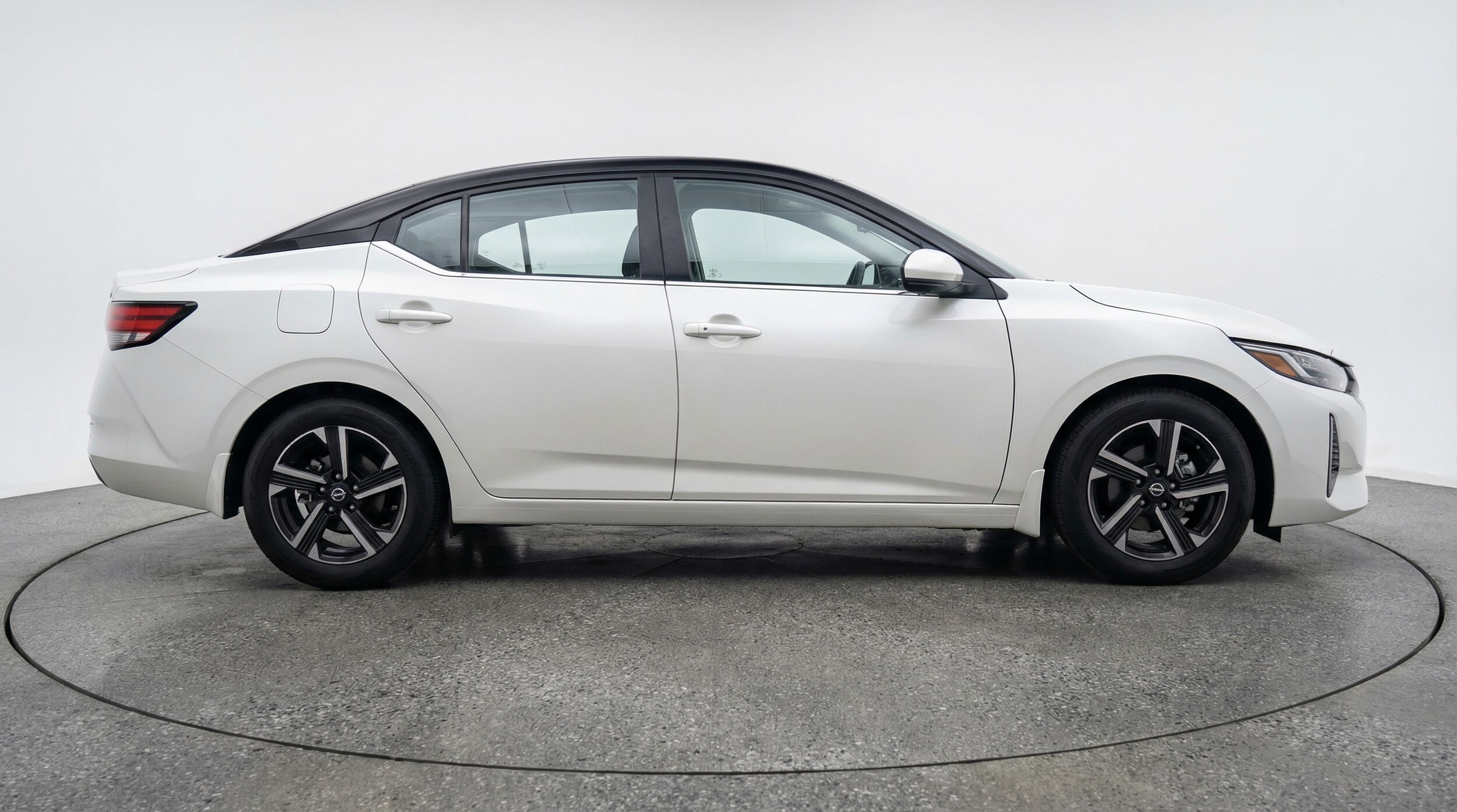 Thumbnail: 2025 Nissan Sentra - 8