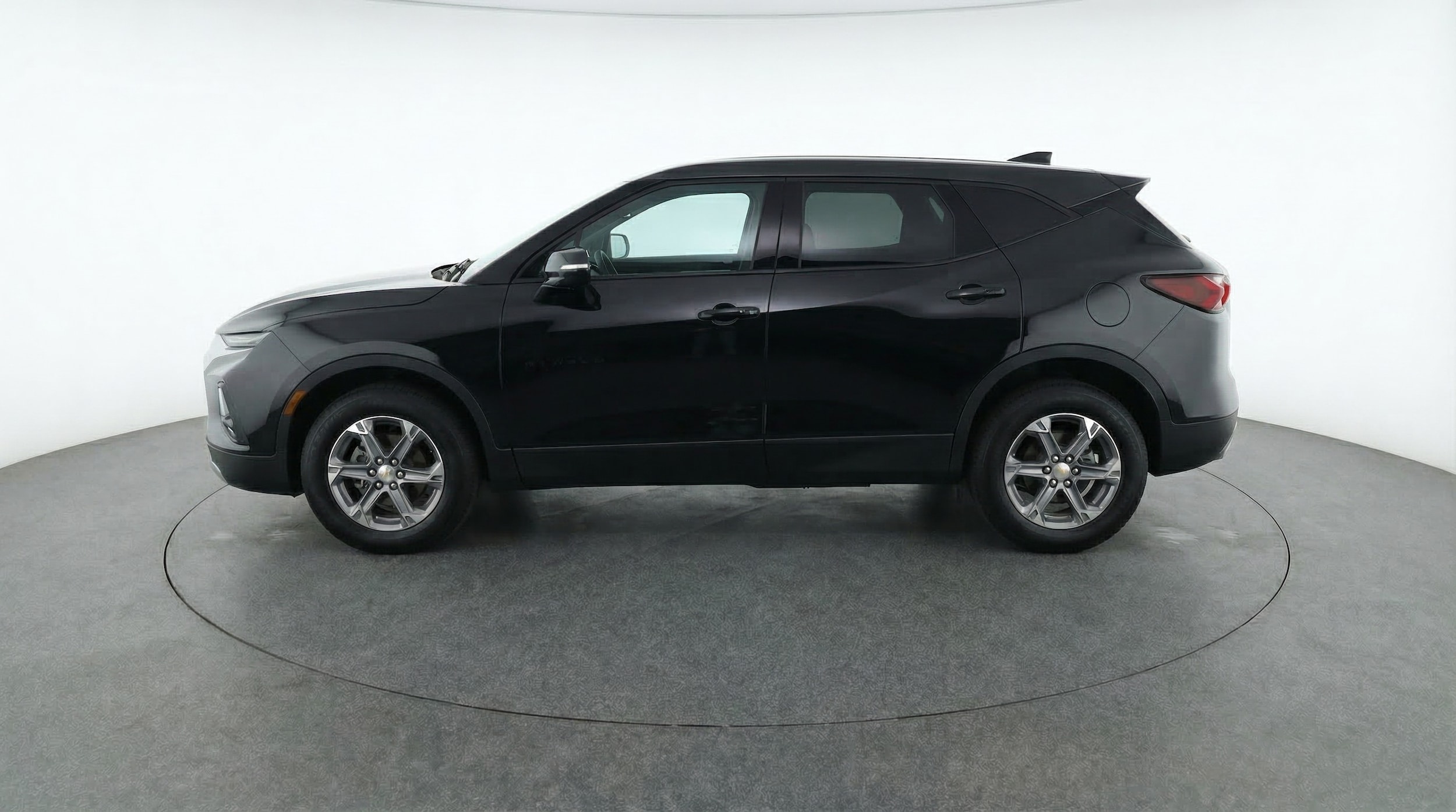 Thumbnail: 2025 Chevrolet Blazer - 4
