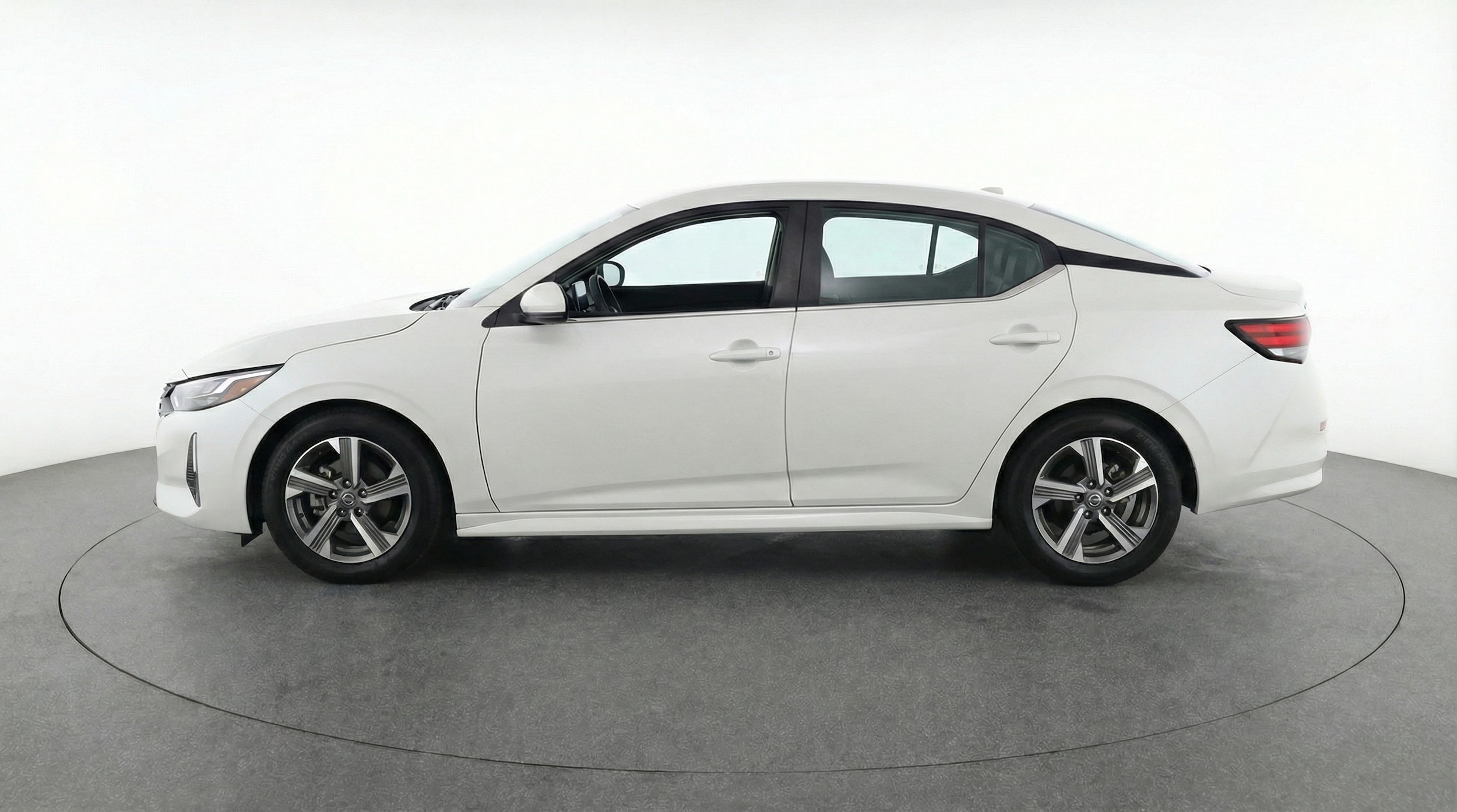 Thumbnail: 2025 Nissan Sentra - 4