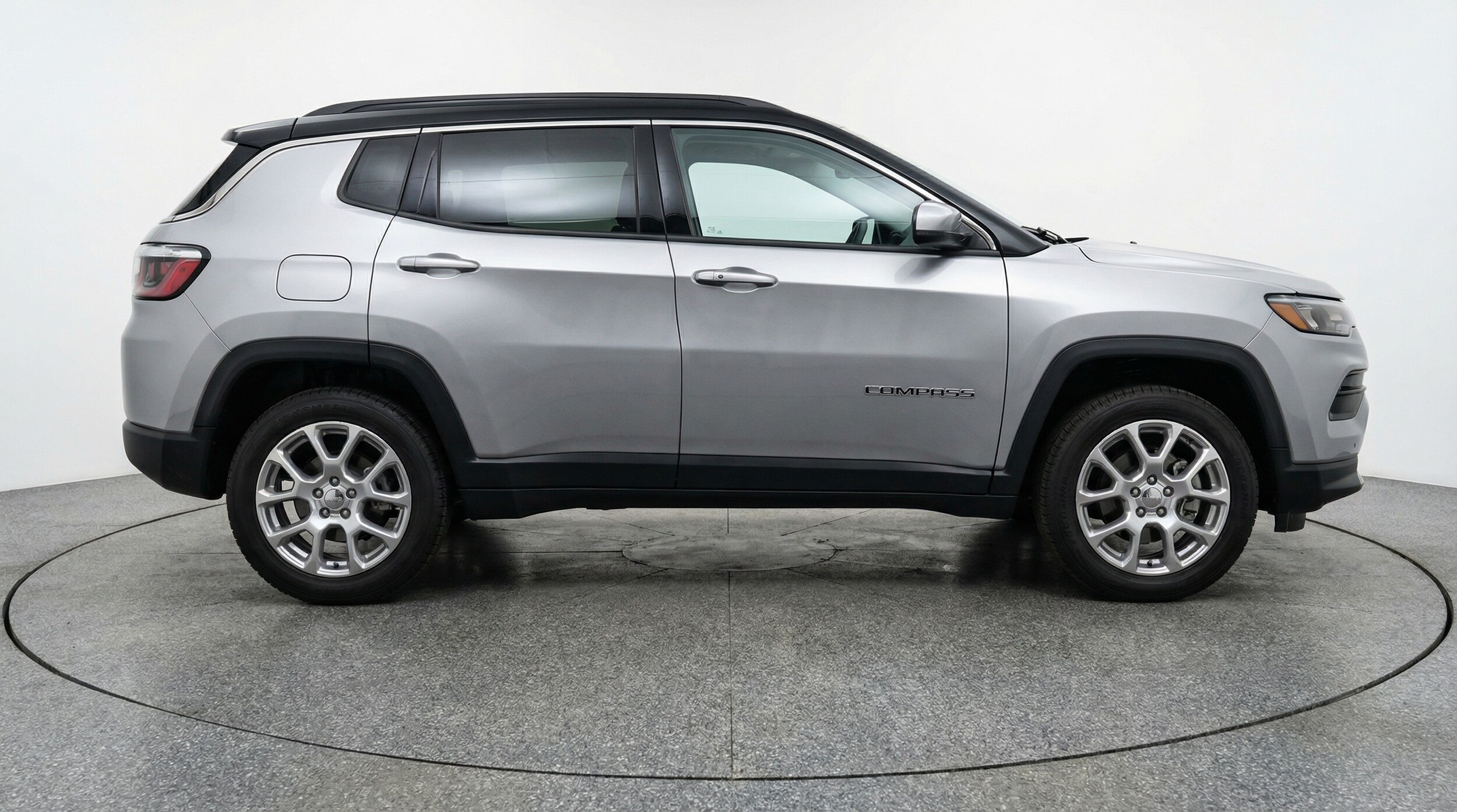 Thumbnail: 2025 Jeep Compass - 8