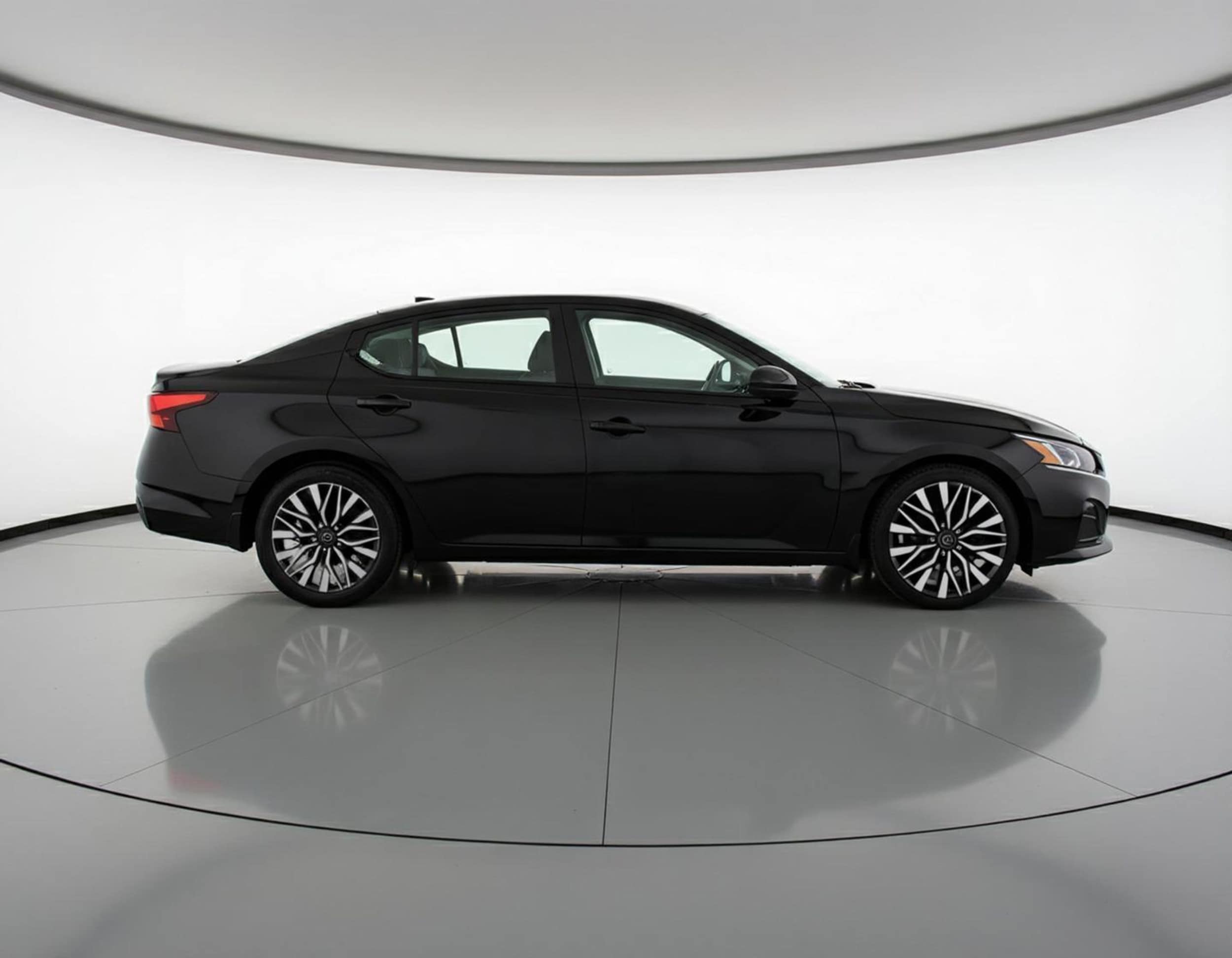 Thumbnail: 2025 Nissan Altima - 8