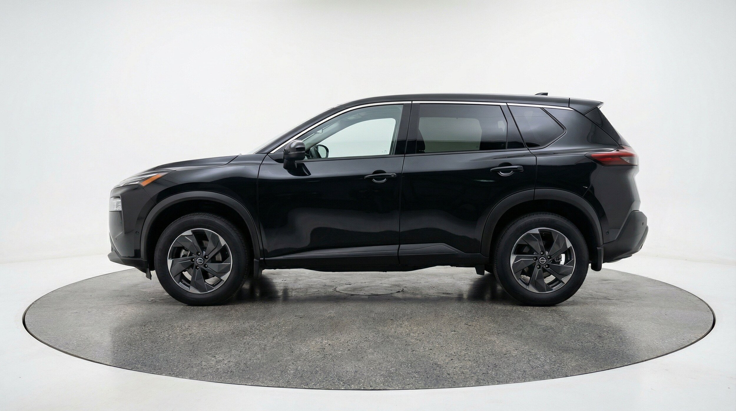Thumbnail: 2025 Nissan Rogue - 5