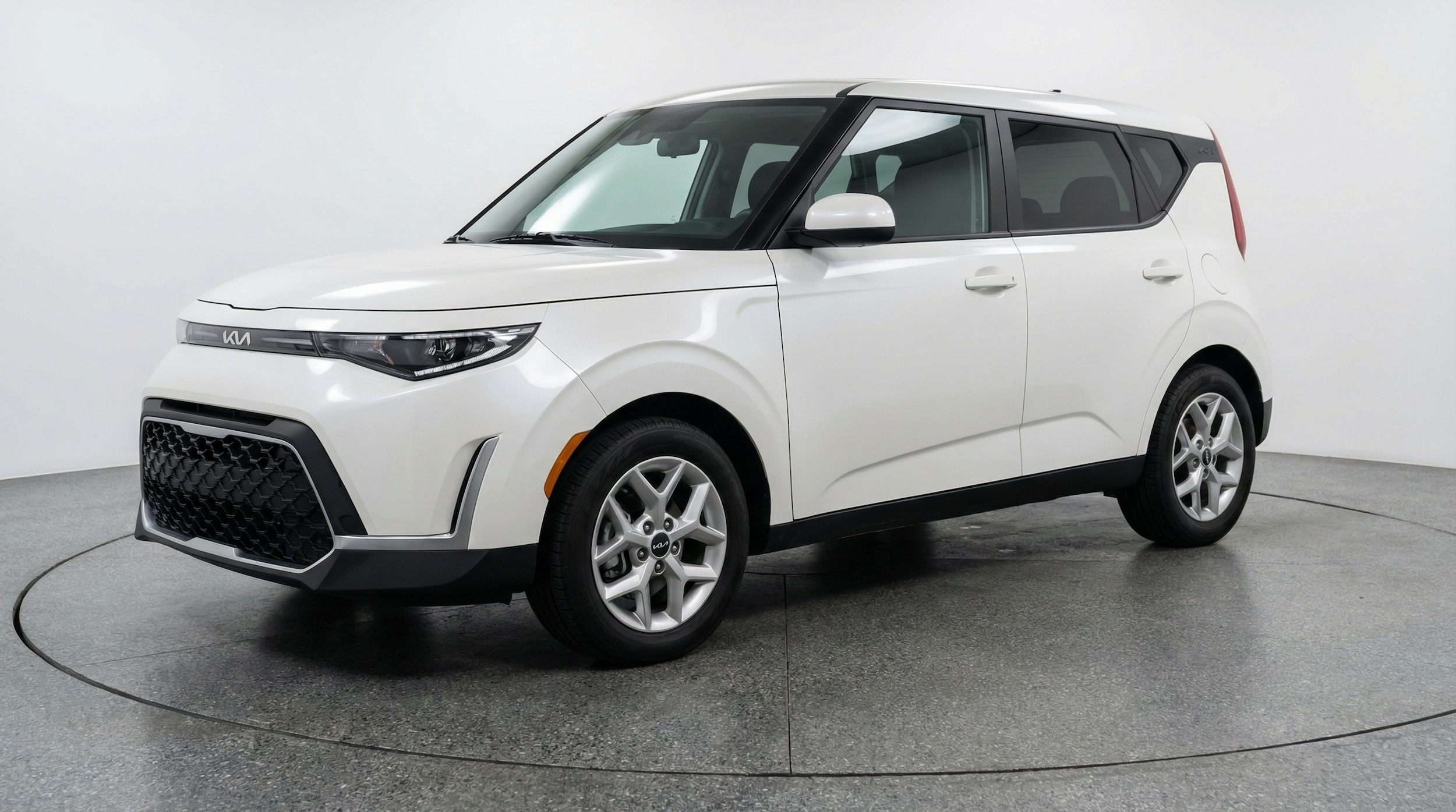 Thumbnail: 2025 Kia Soul - 3