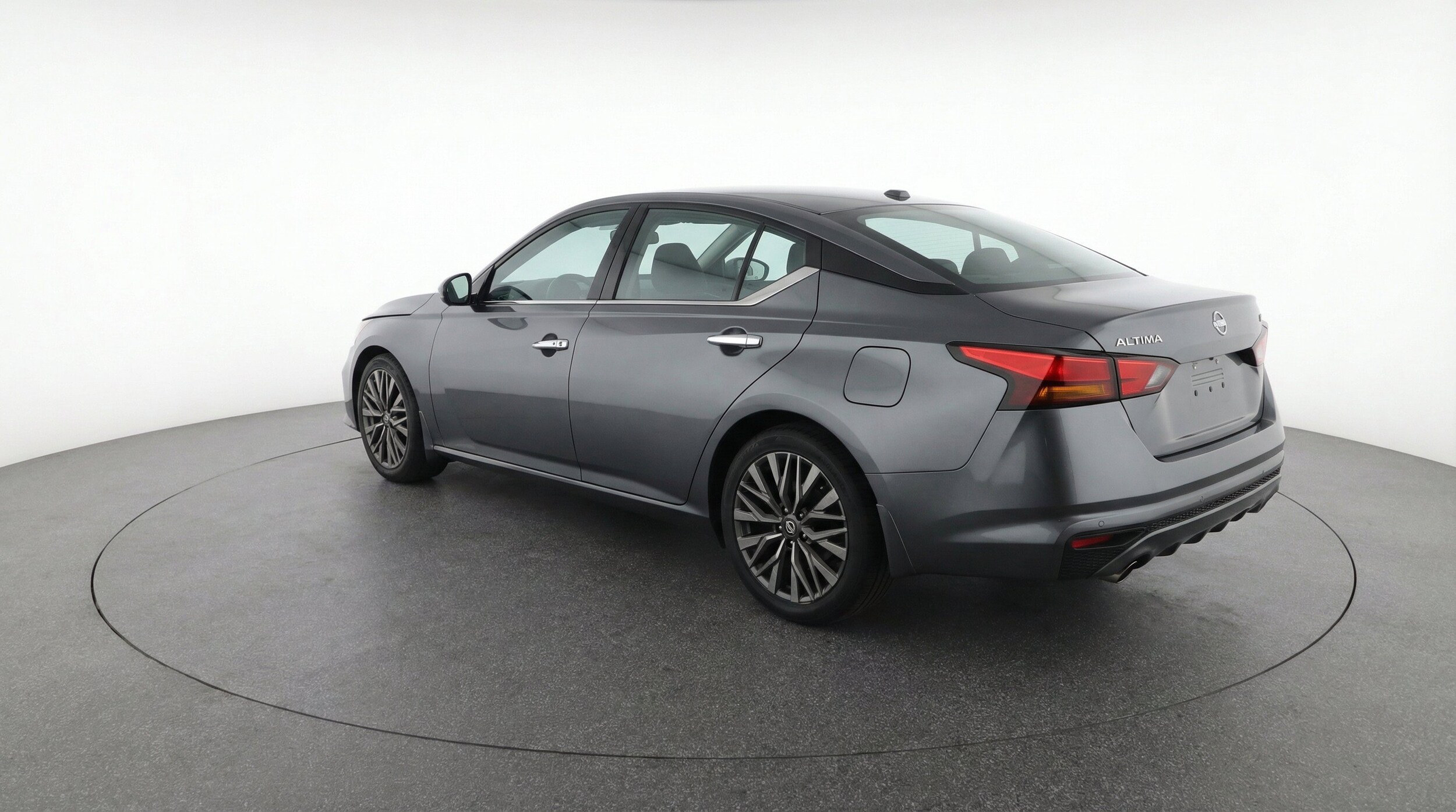 Thumbnail: 2025 Nissan Altima - 6