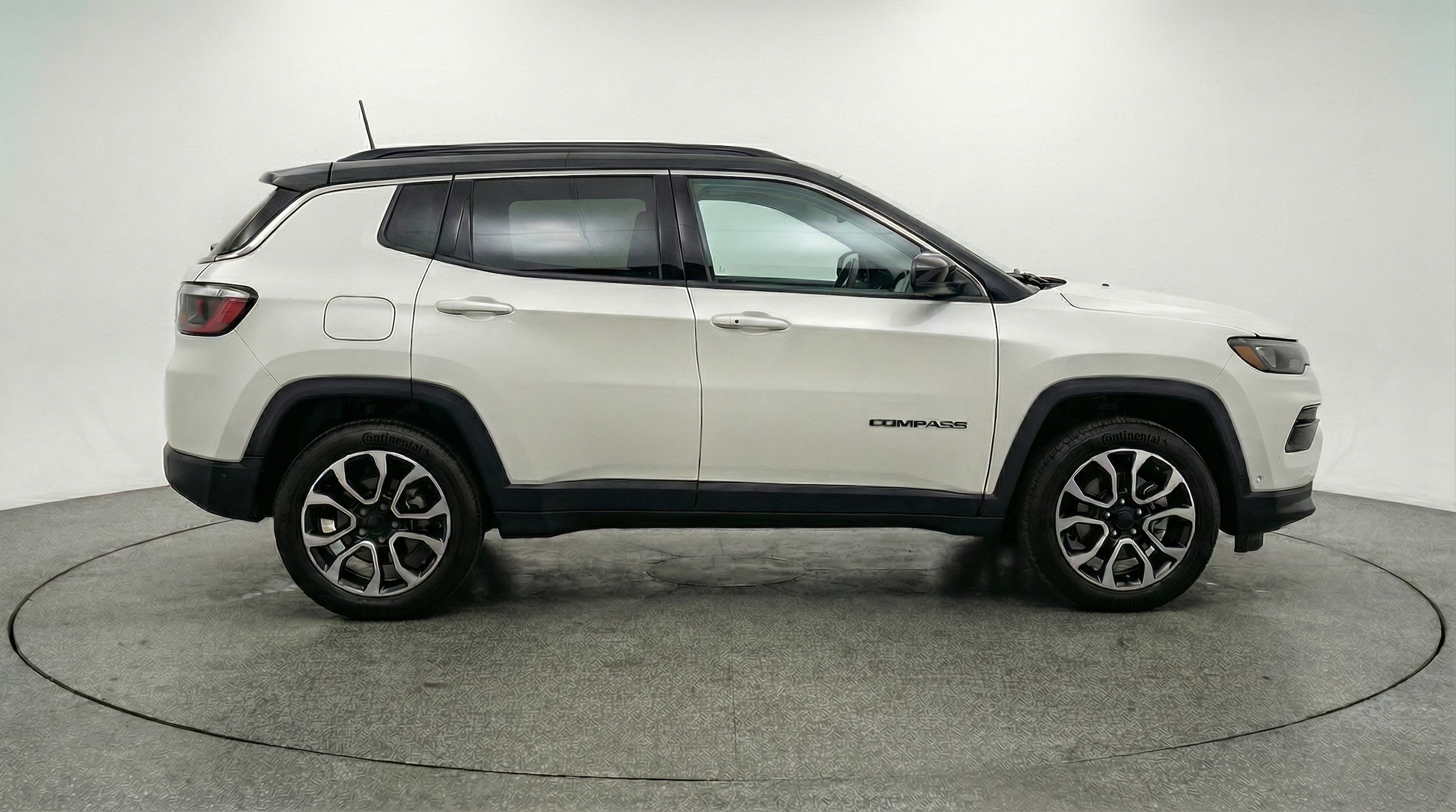 Thumbnail: 2025 Jeep Compass - 8