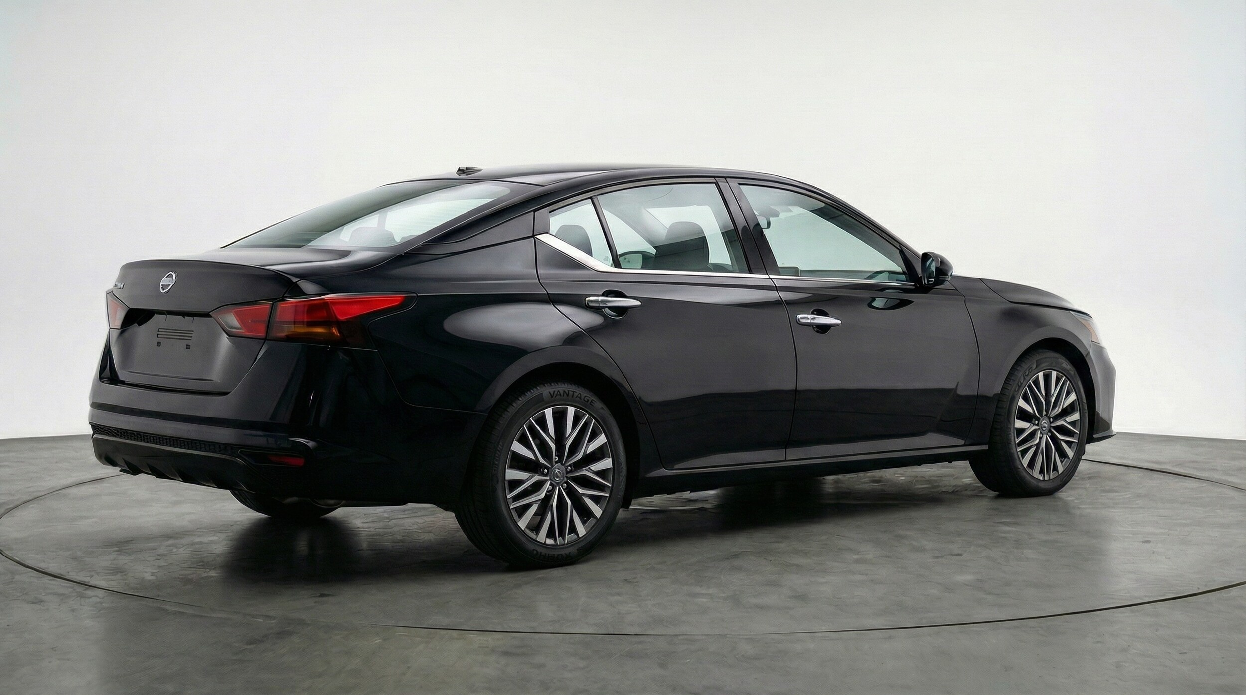 Thumbnail: 2025 Nissan Altima - 7