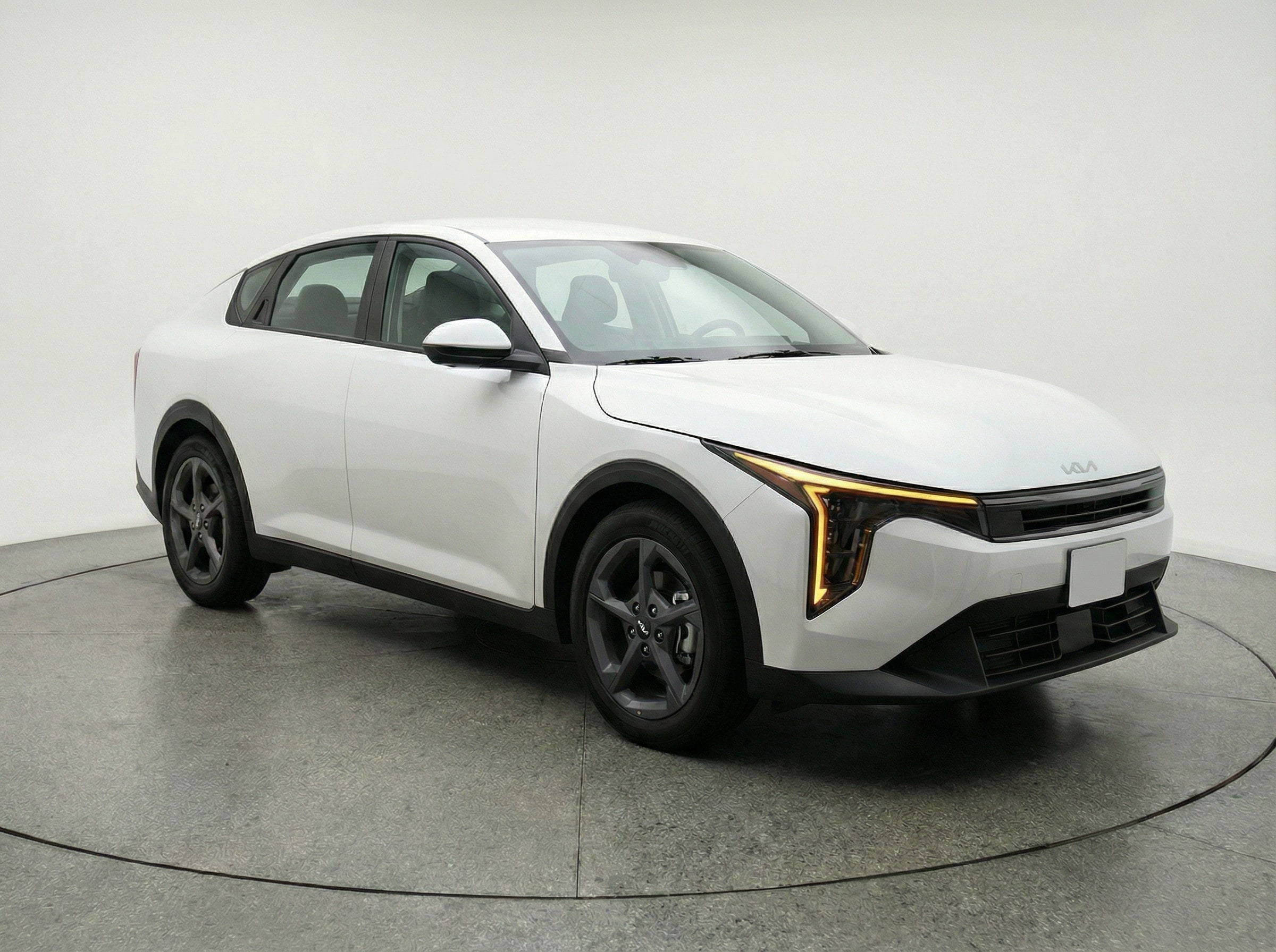 Thumbnail: 2025 Kia K4 - 1