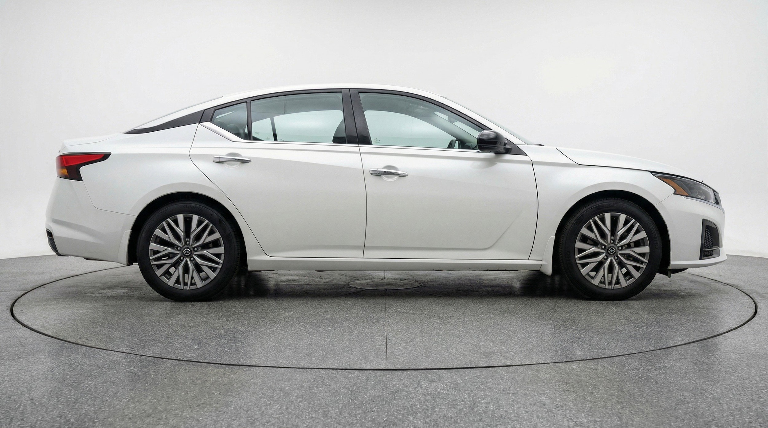 Thumbnail: 2025 Nissan Altima - 11