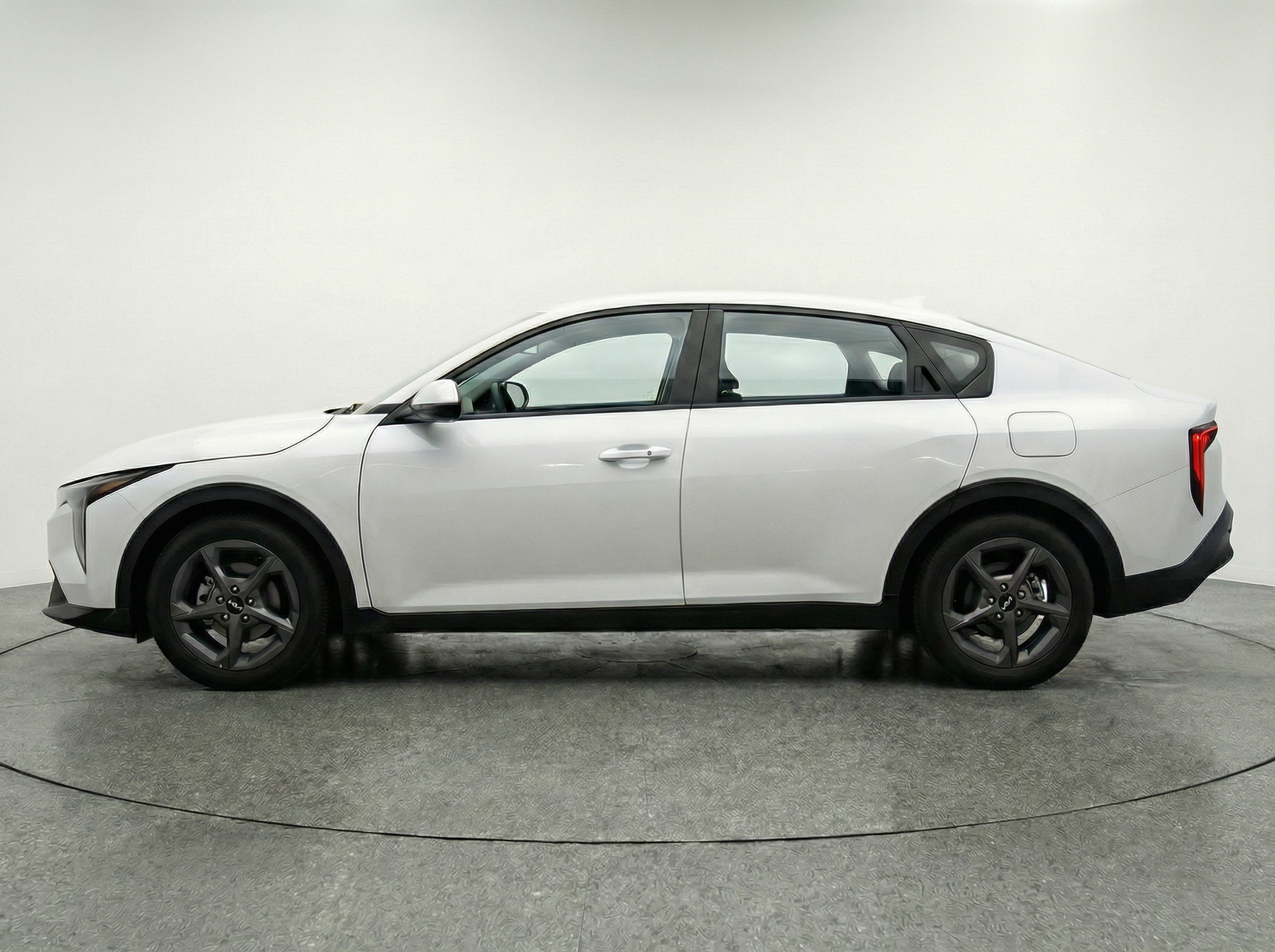 Thumbnail: 2025 Kia K4 - 4