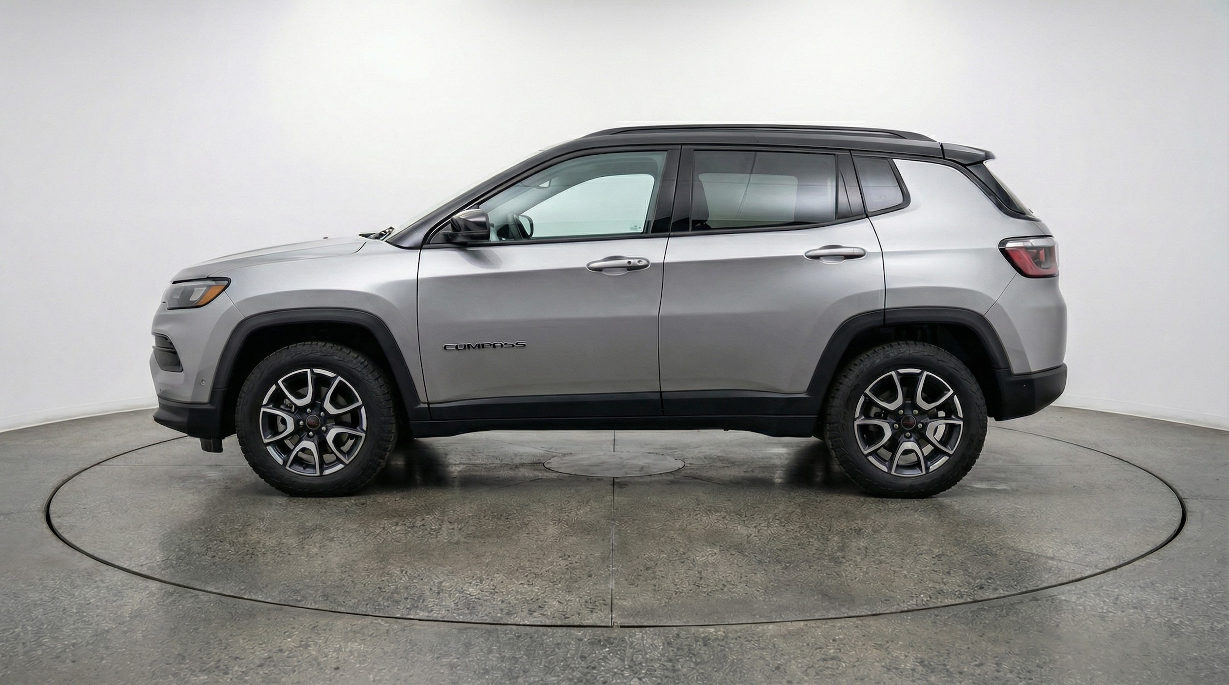 Thumbnail: 2025 Jeep Compass - 4
