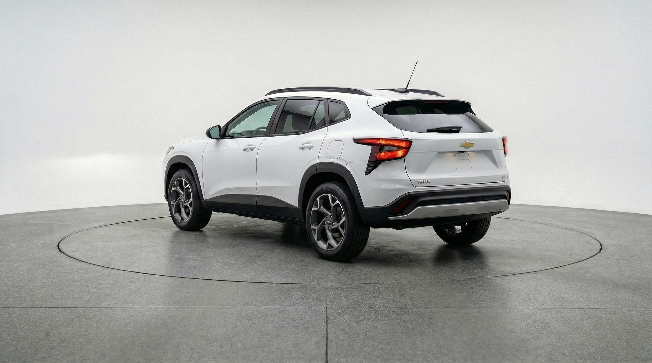 Thumbnail: 2025 Chevrolet Trax - 5
