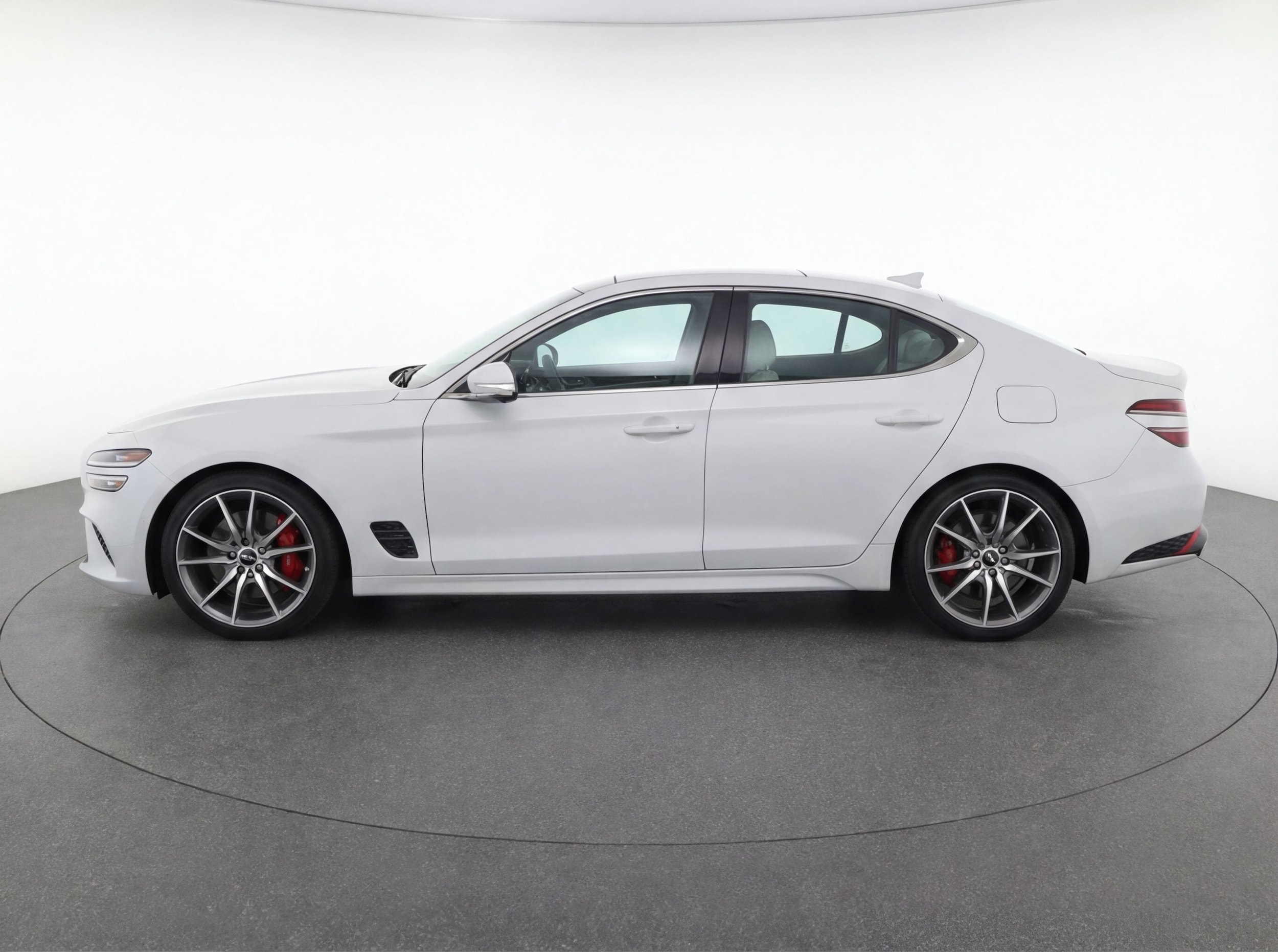 Thumbnail: 2025 Genesis G70 - 4