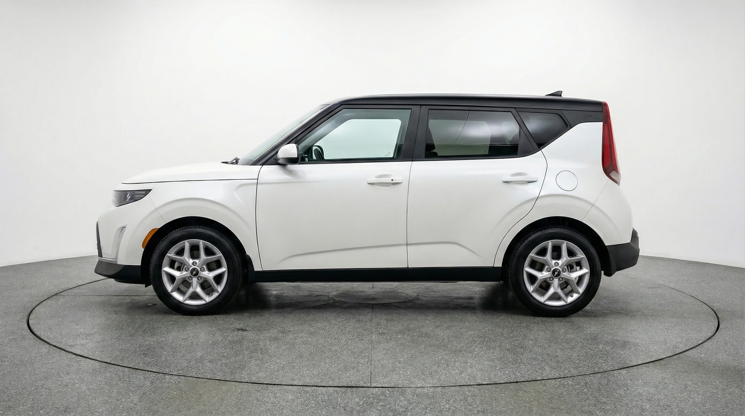 Thumbnail: 2025 Kia Soul - 4