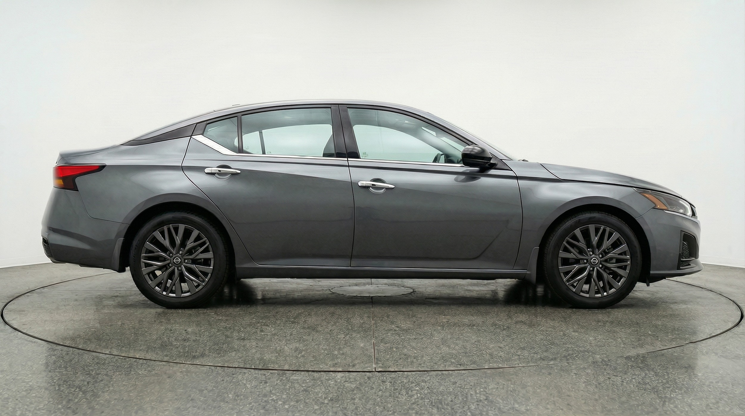 Thumbnail: 2025 Nissan Altima - 8