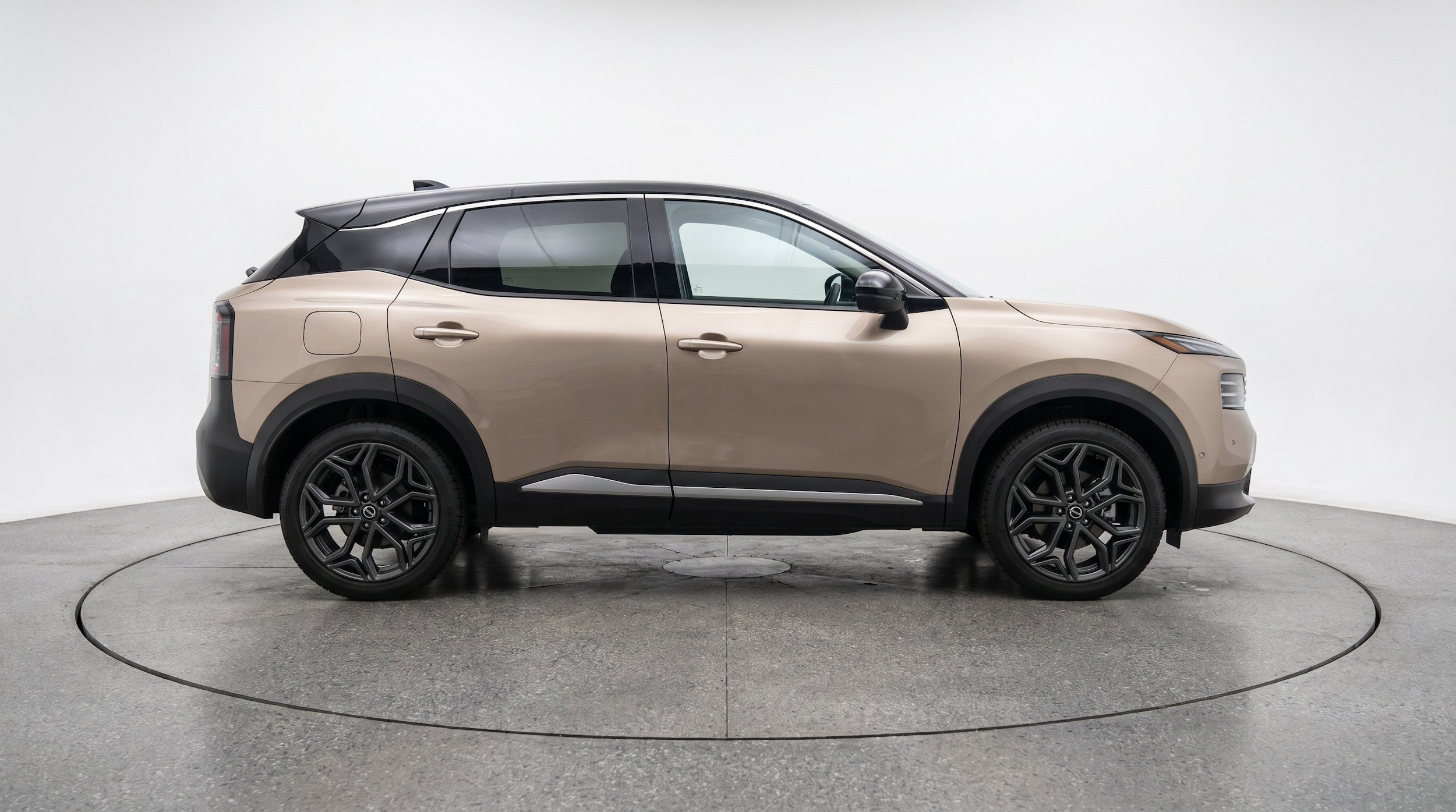 Thumbnail: 2026 Nissan Kicks - 10