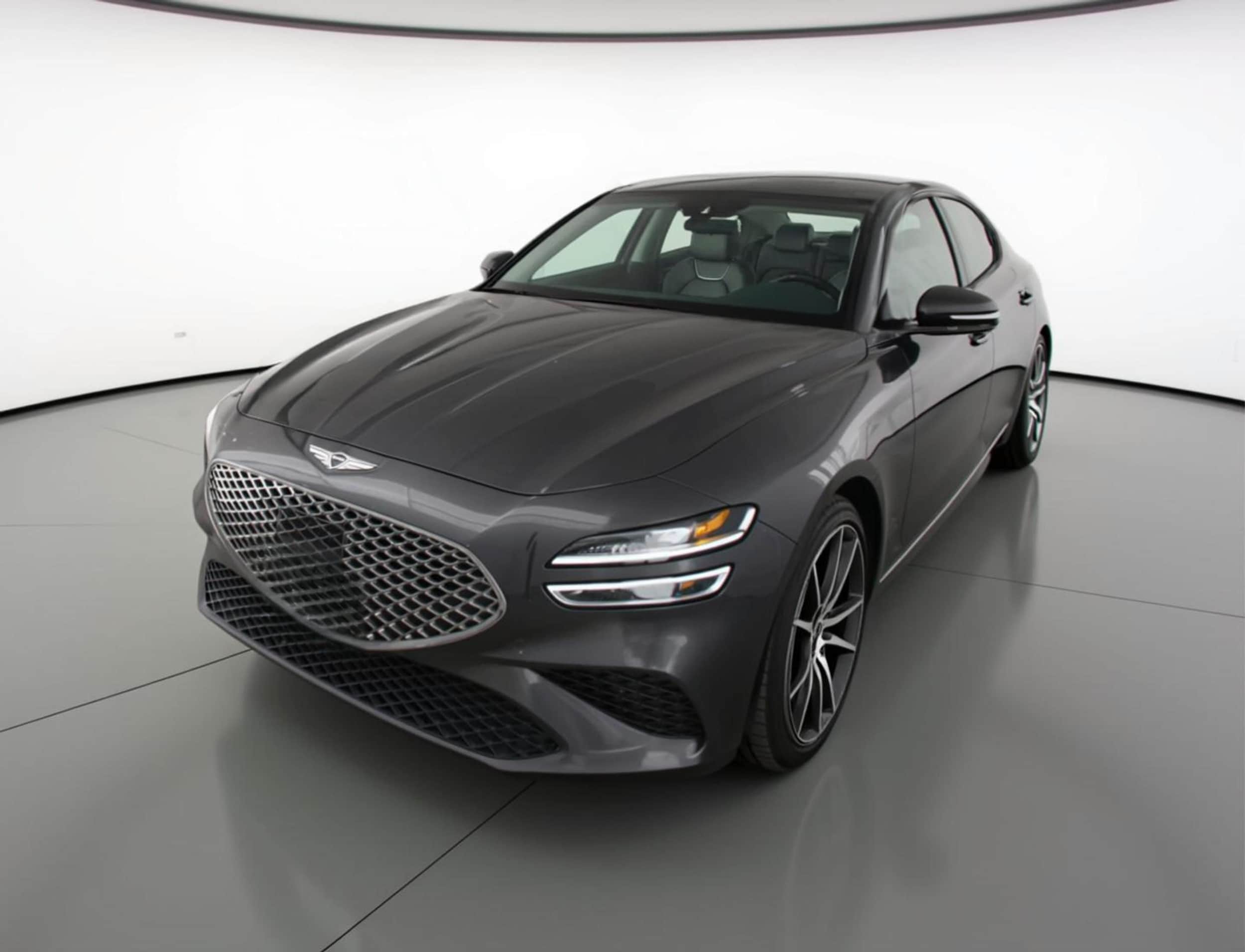 Thumbnail: 2025 Genesis G70 - 3
