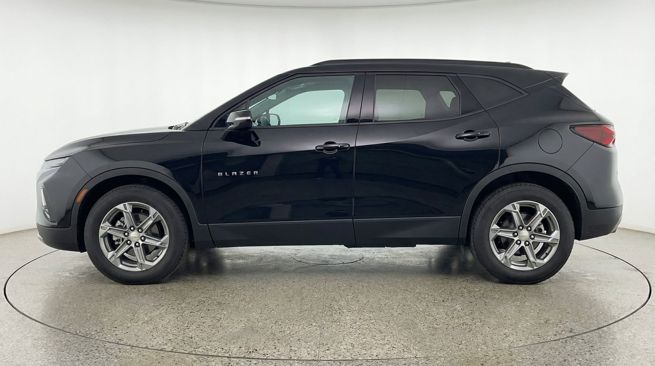 Thumbnail: 2026 Chevrolet Blazer - 5