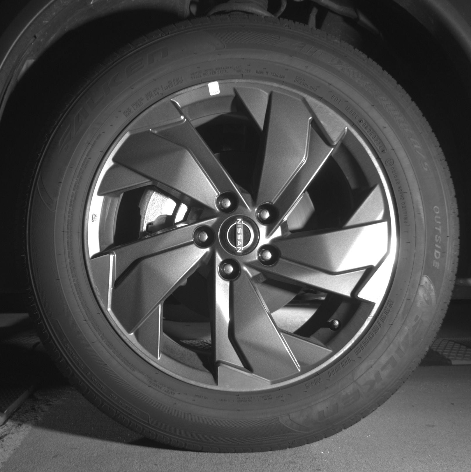 Thumbnail: 2025 Nissan Rogue - 9