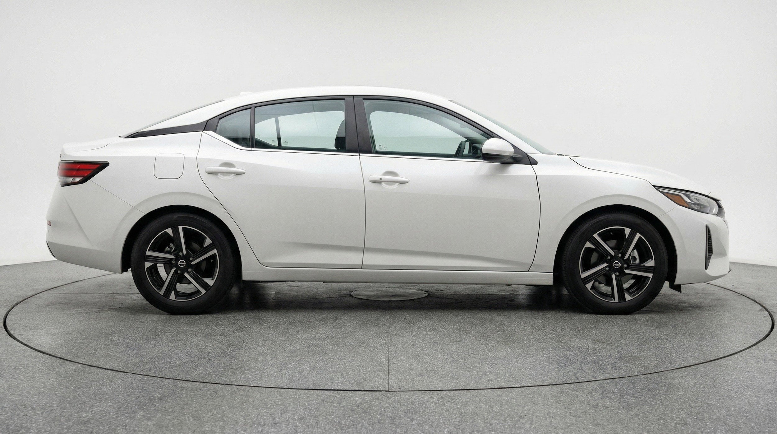 Thumbnail: 2025 Nissan Sentra - 11