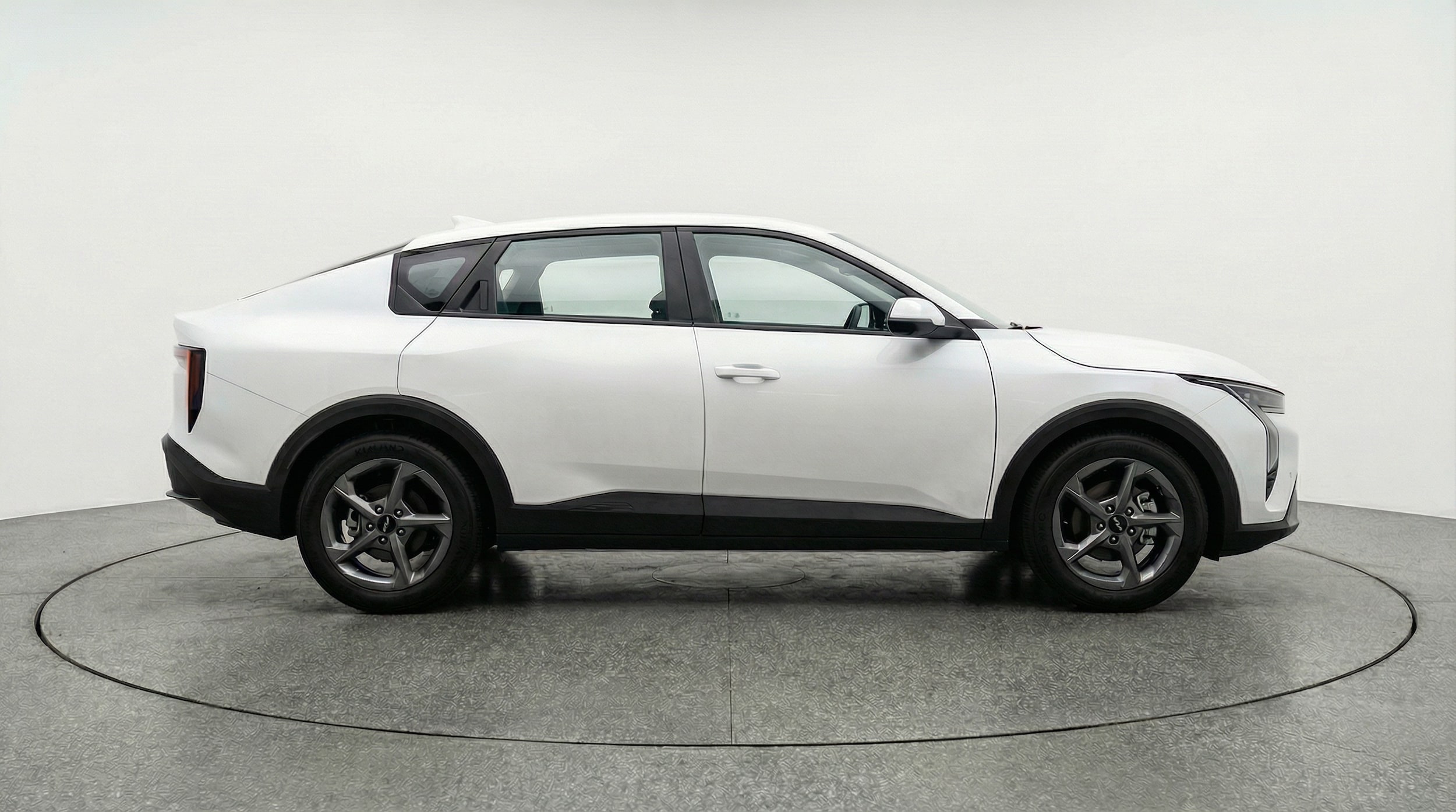 Thumbnail: 2025 Kia K4 - 8