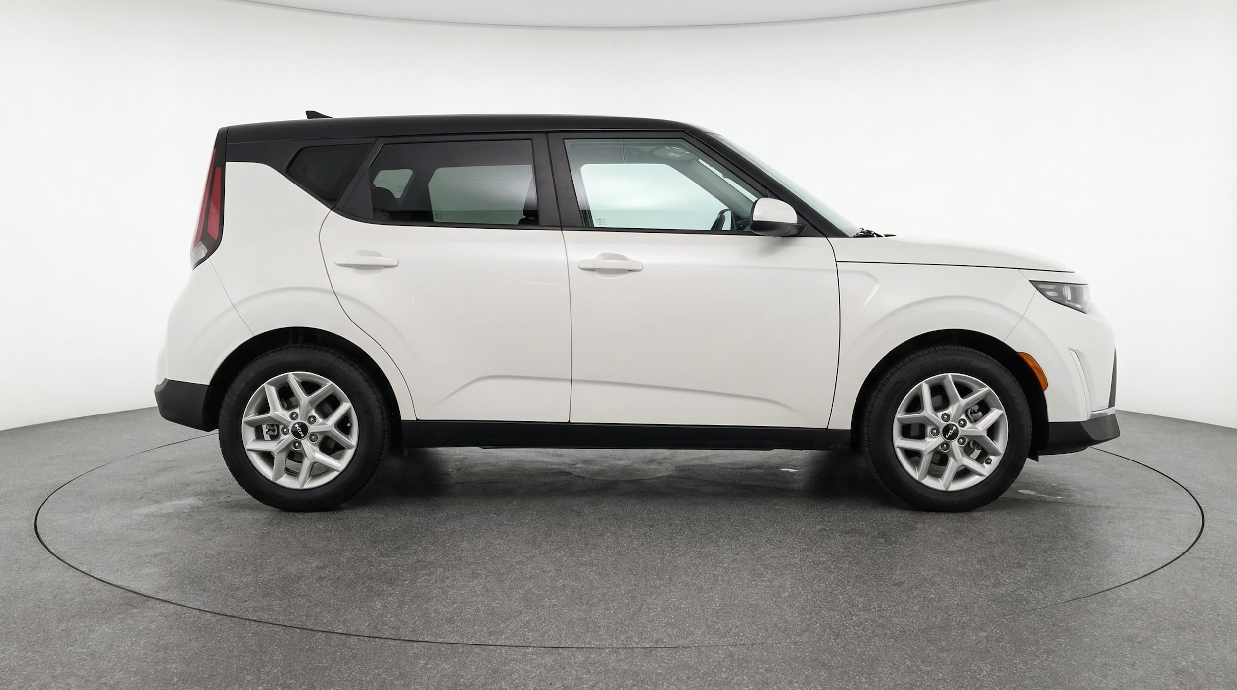 Thumbnail: 2025 Kia Soul - 8